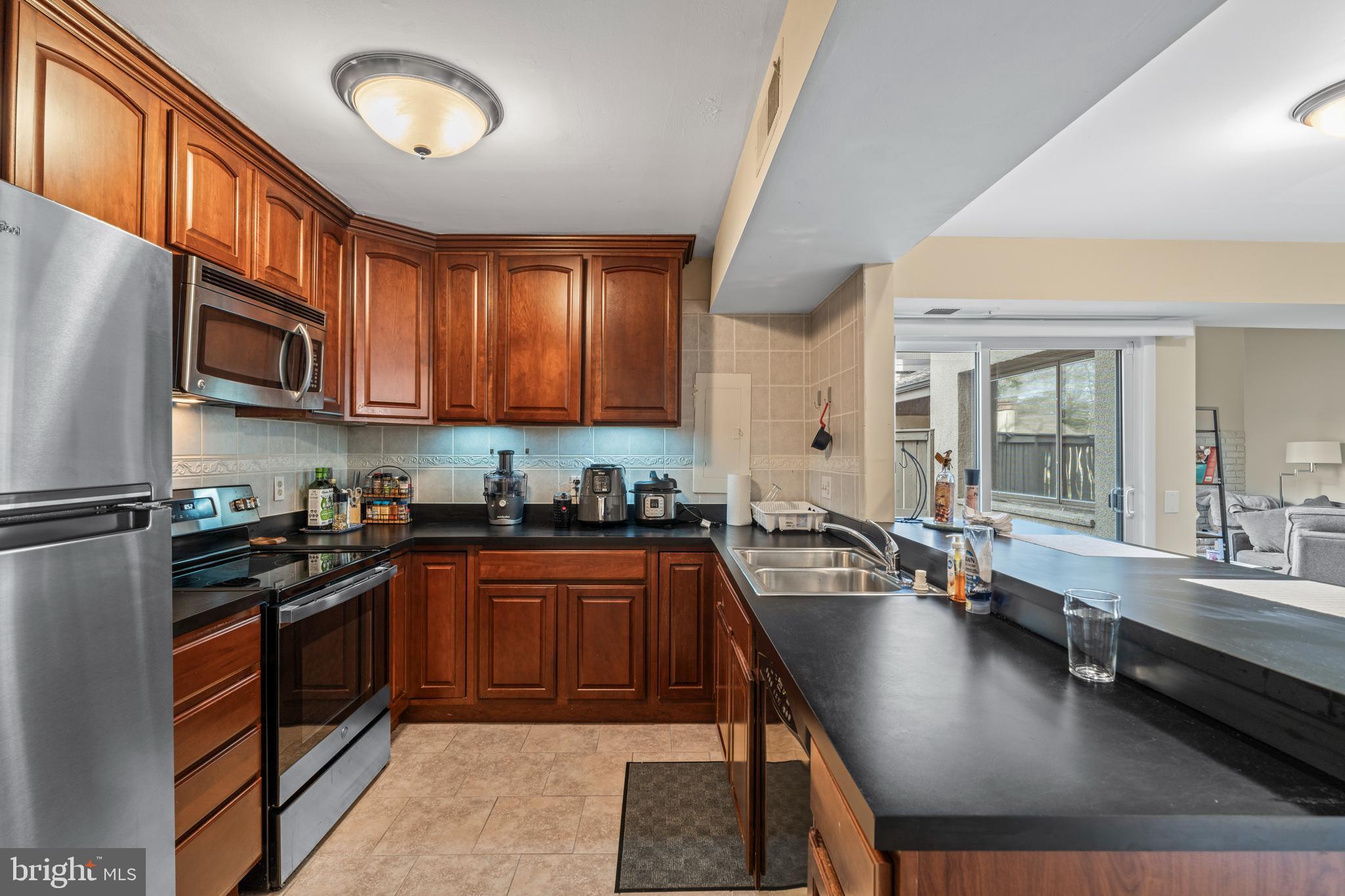 SIERRA VILLAS - Residential