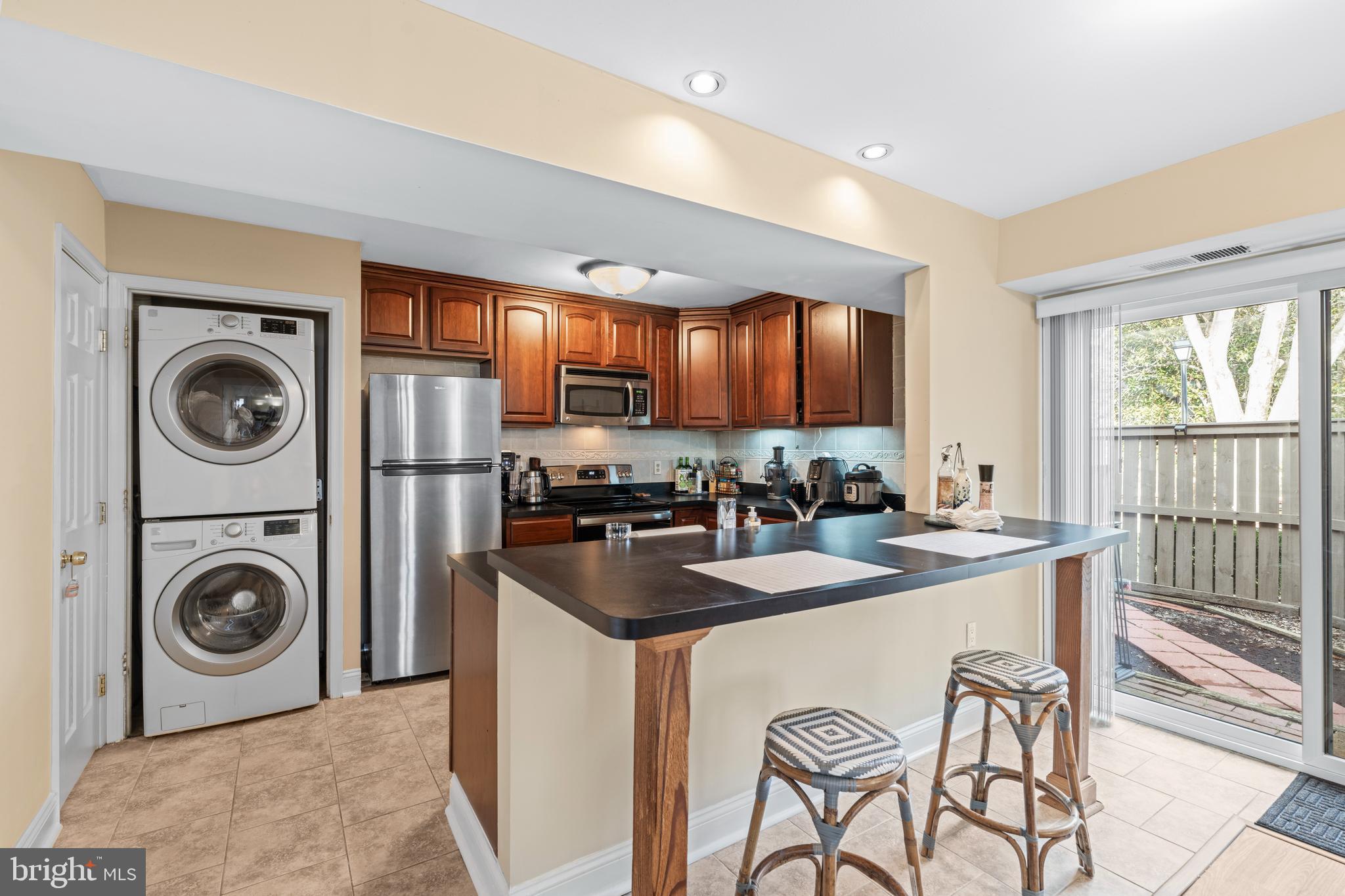 SIERRA VILLAS - Residential