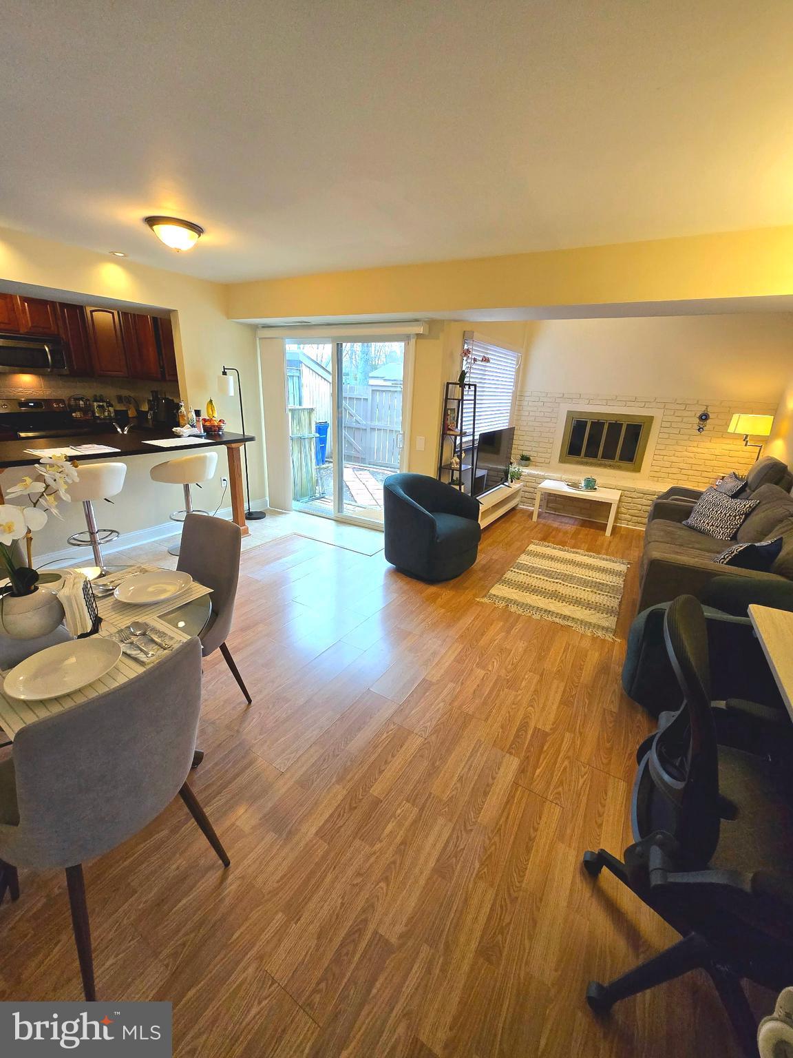 SIERRA VILLAS - Residential