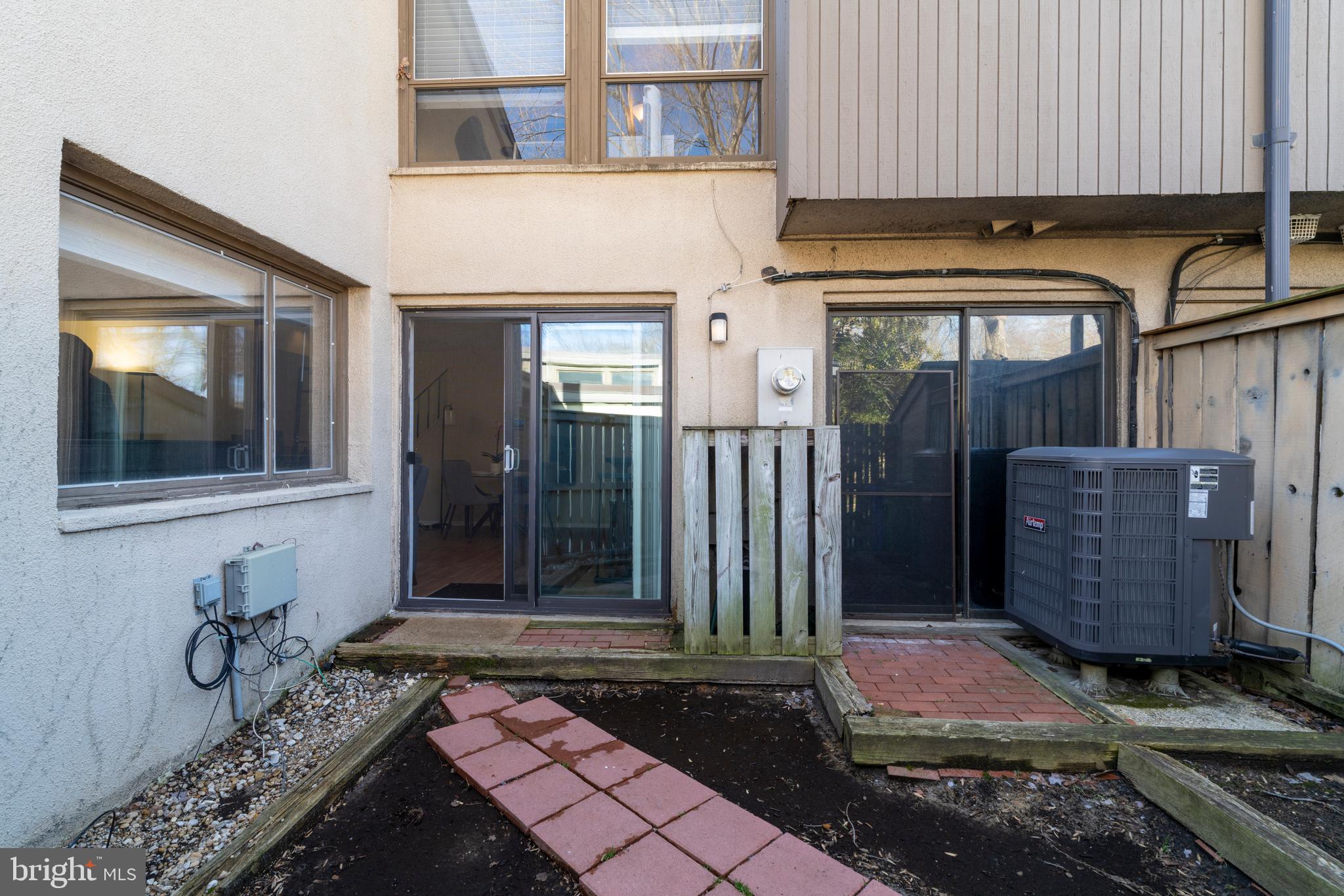 SIERRA VILLAS - Residential