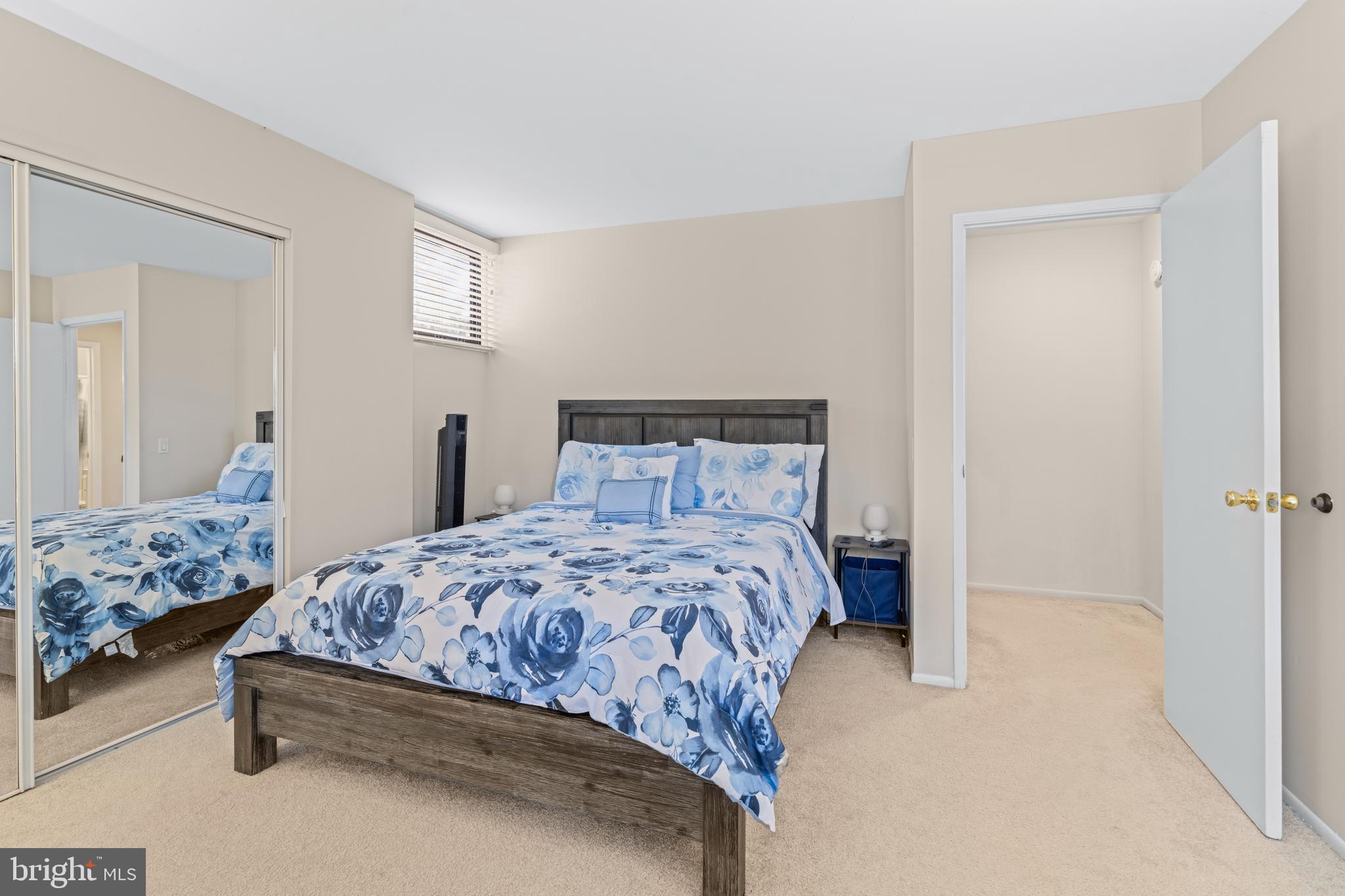 SIERRA VILLAS - Residential