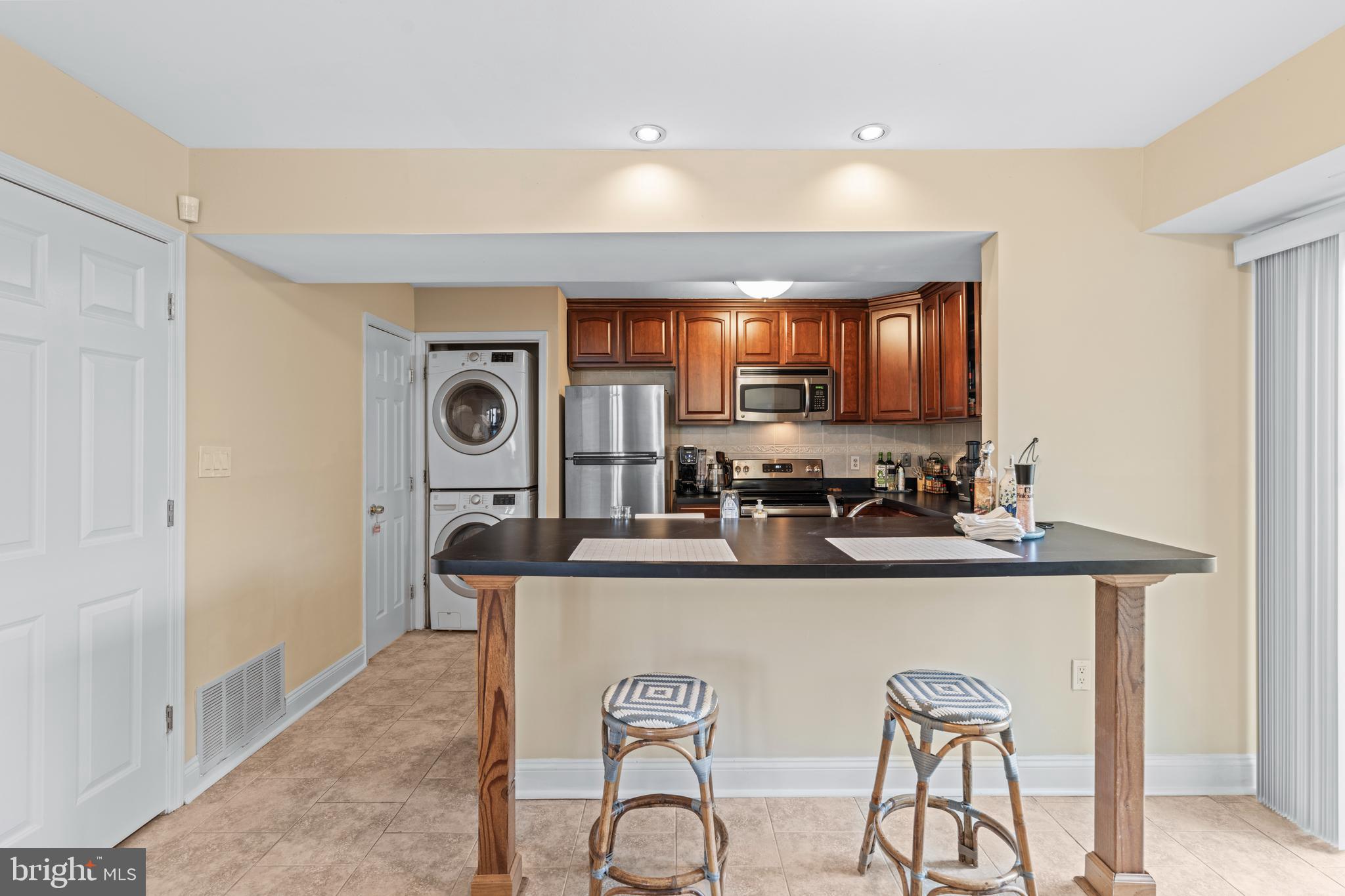 SIERRA VILLAS - Residential