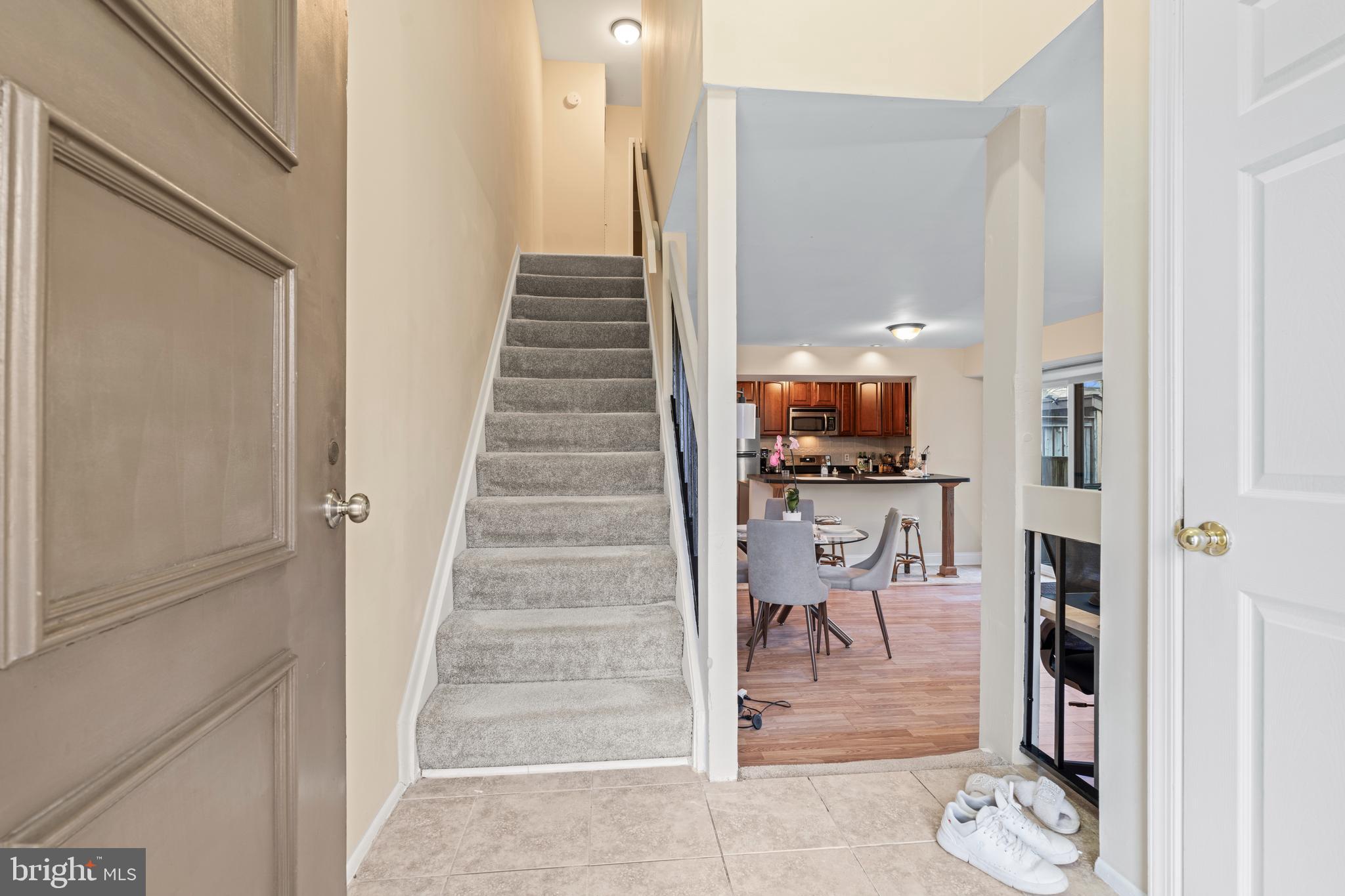 SIERRA VILLAS - Residential