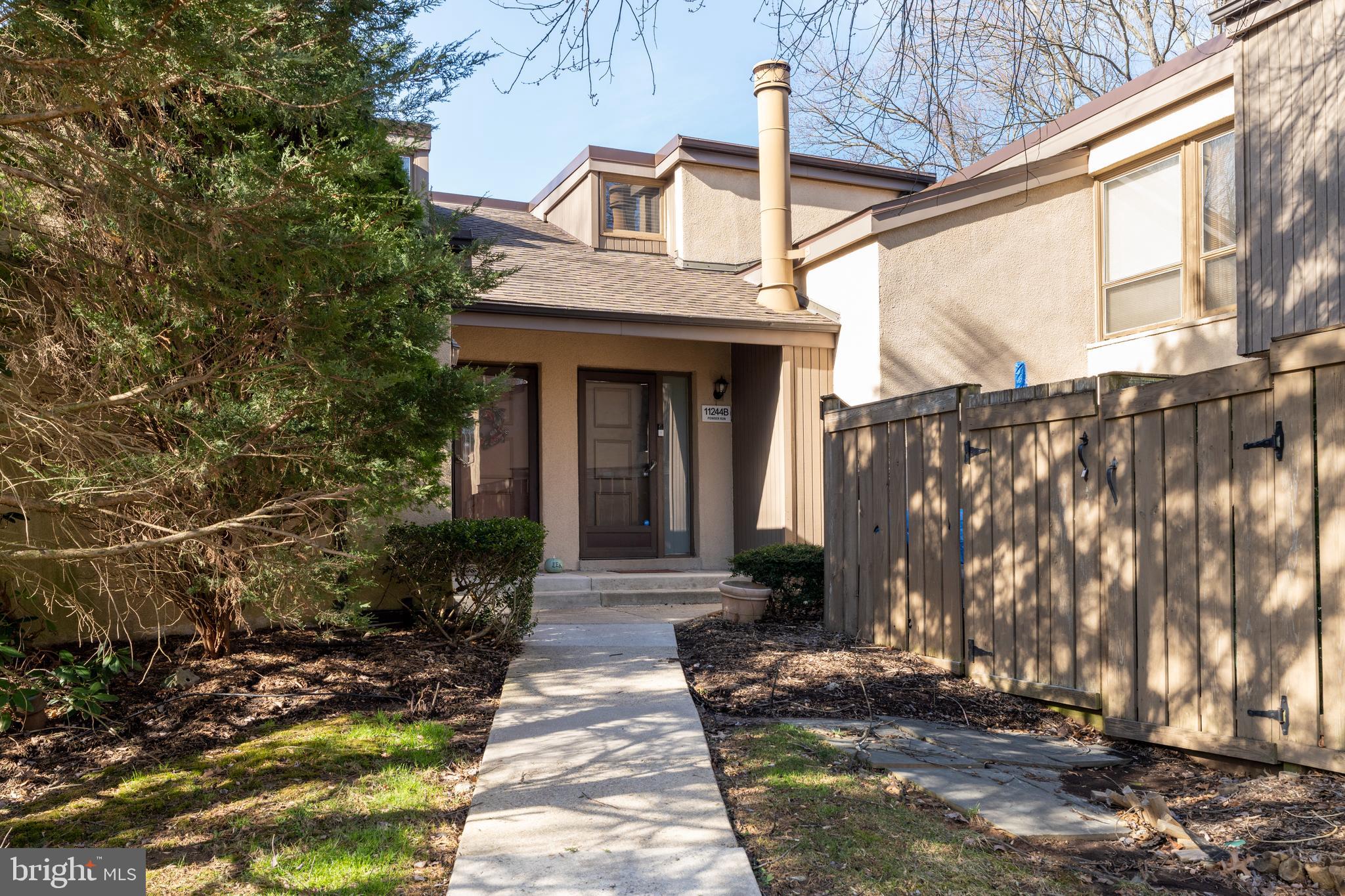 SIERRA VILLAS - Residential