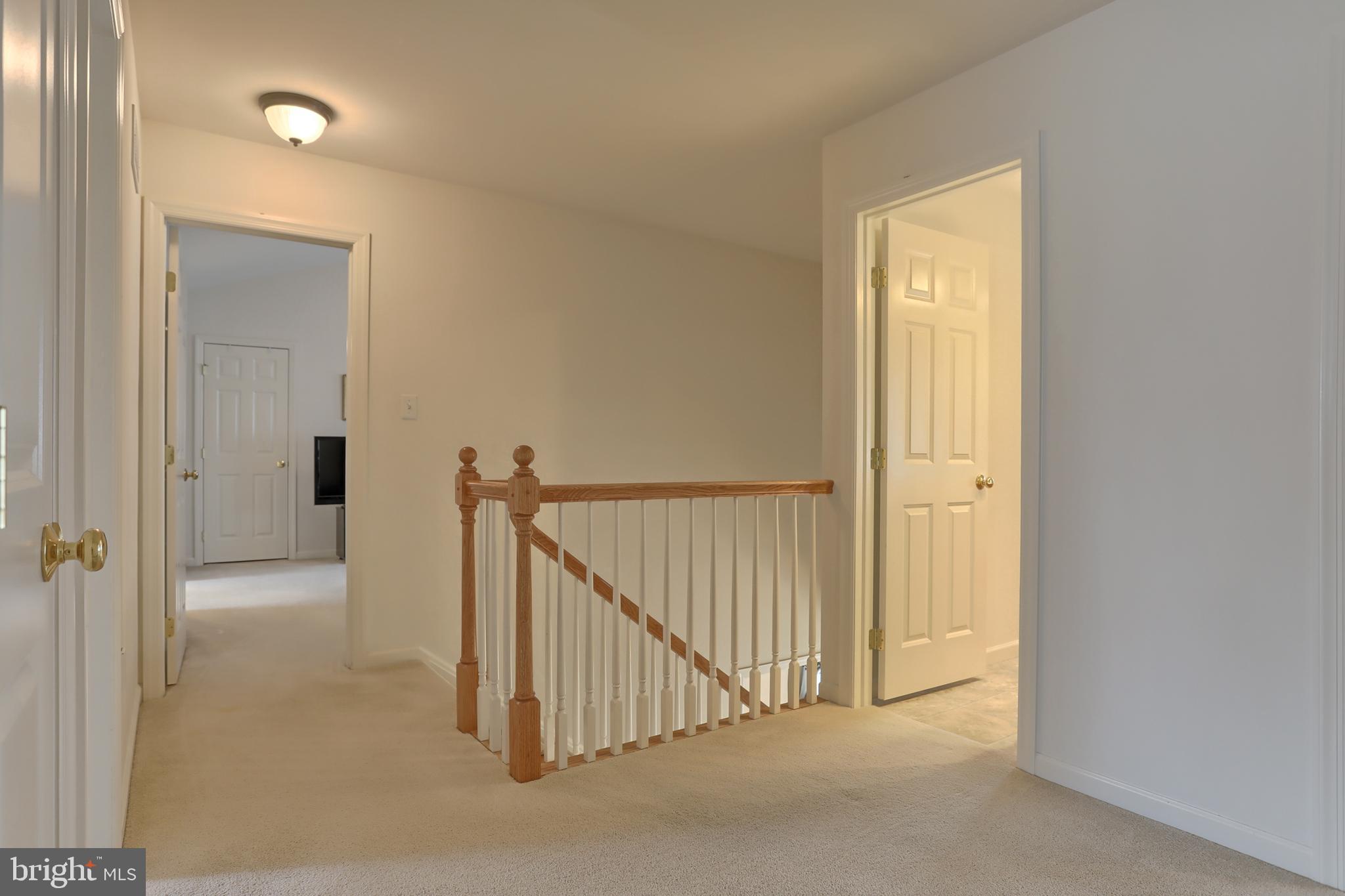 KENDALE OAKS - Residential