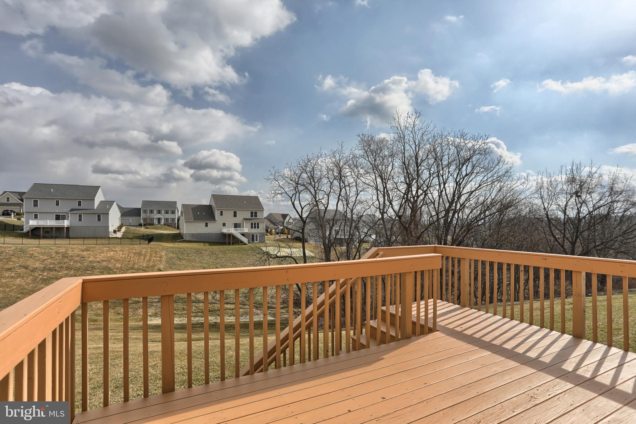 KENDALE OAKS - Residential