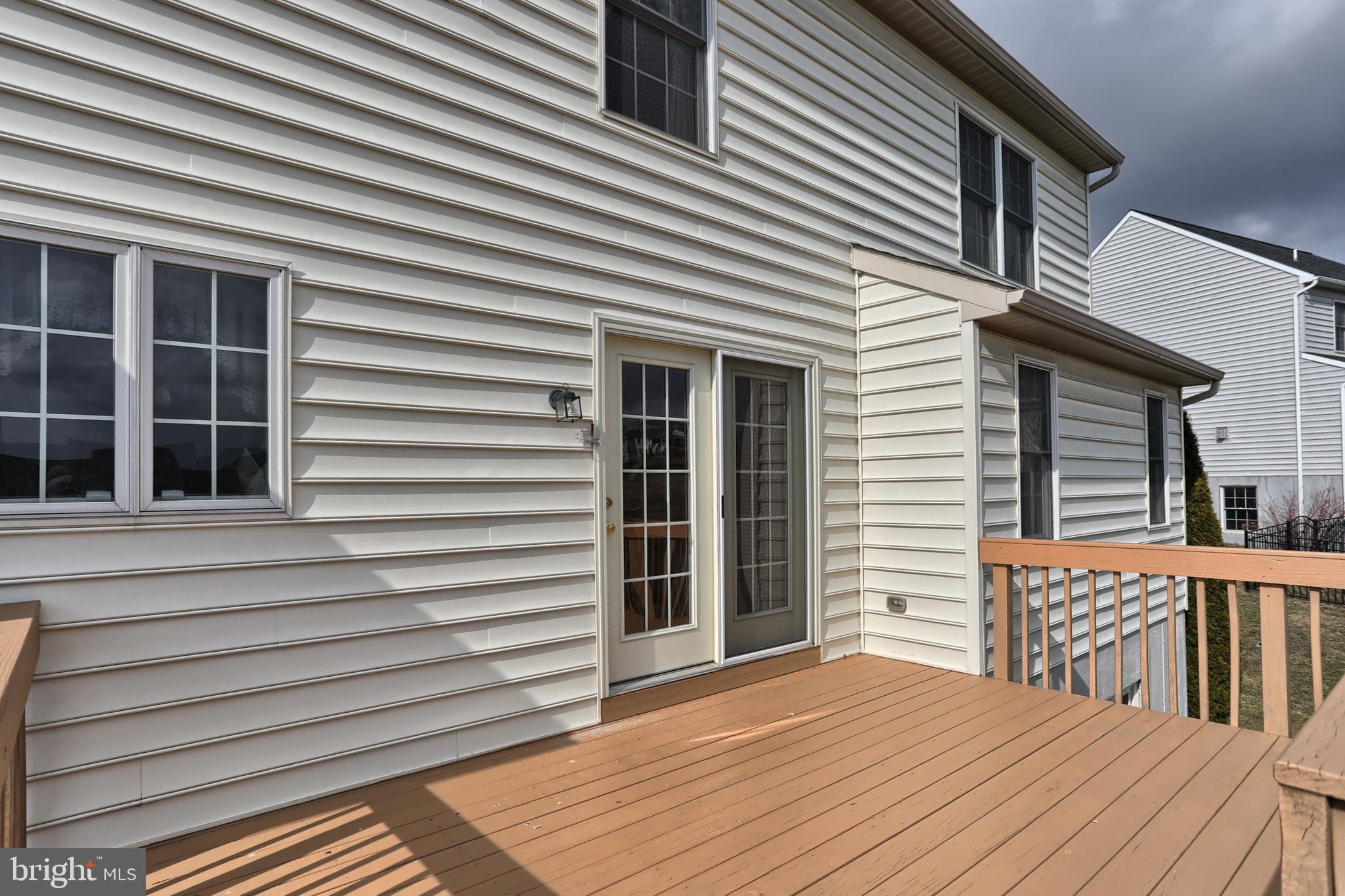 KENDALE OAKS - Residential