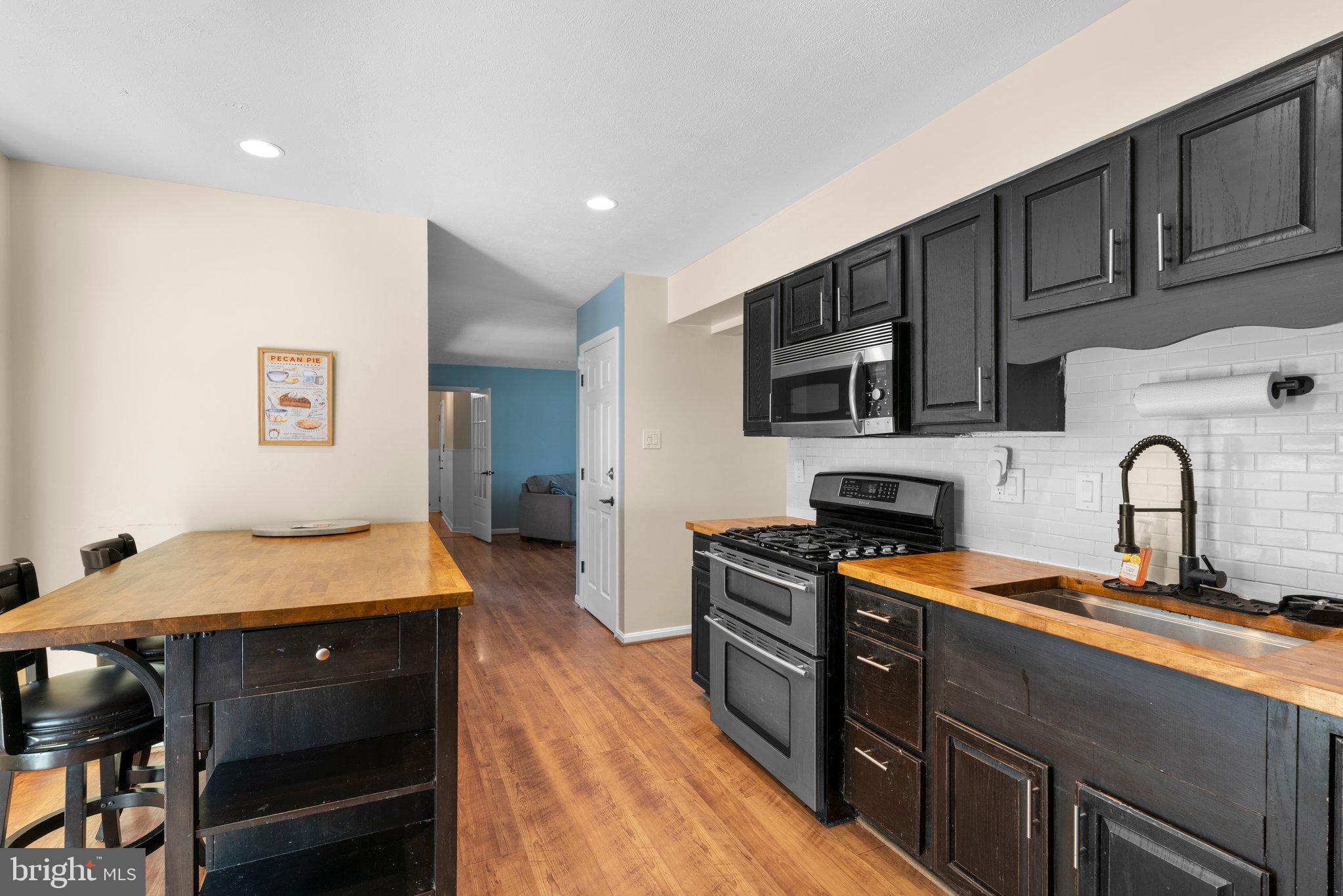 ELDERSBURG ESTATES - Residential