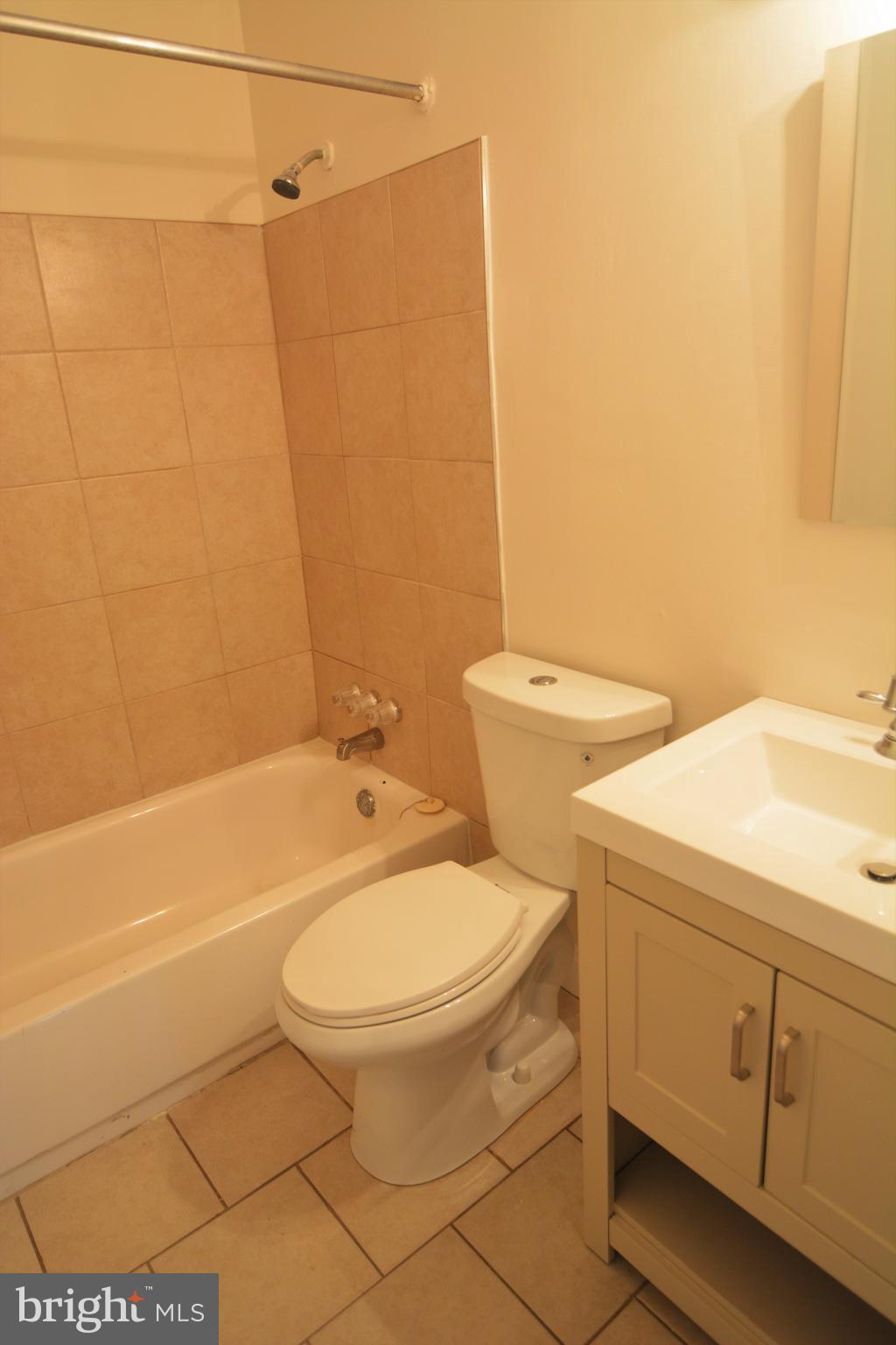 COLCHESTER TOWNE - Residential