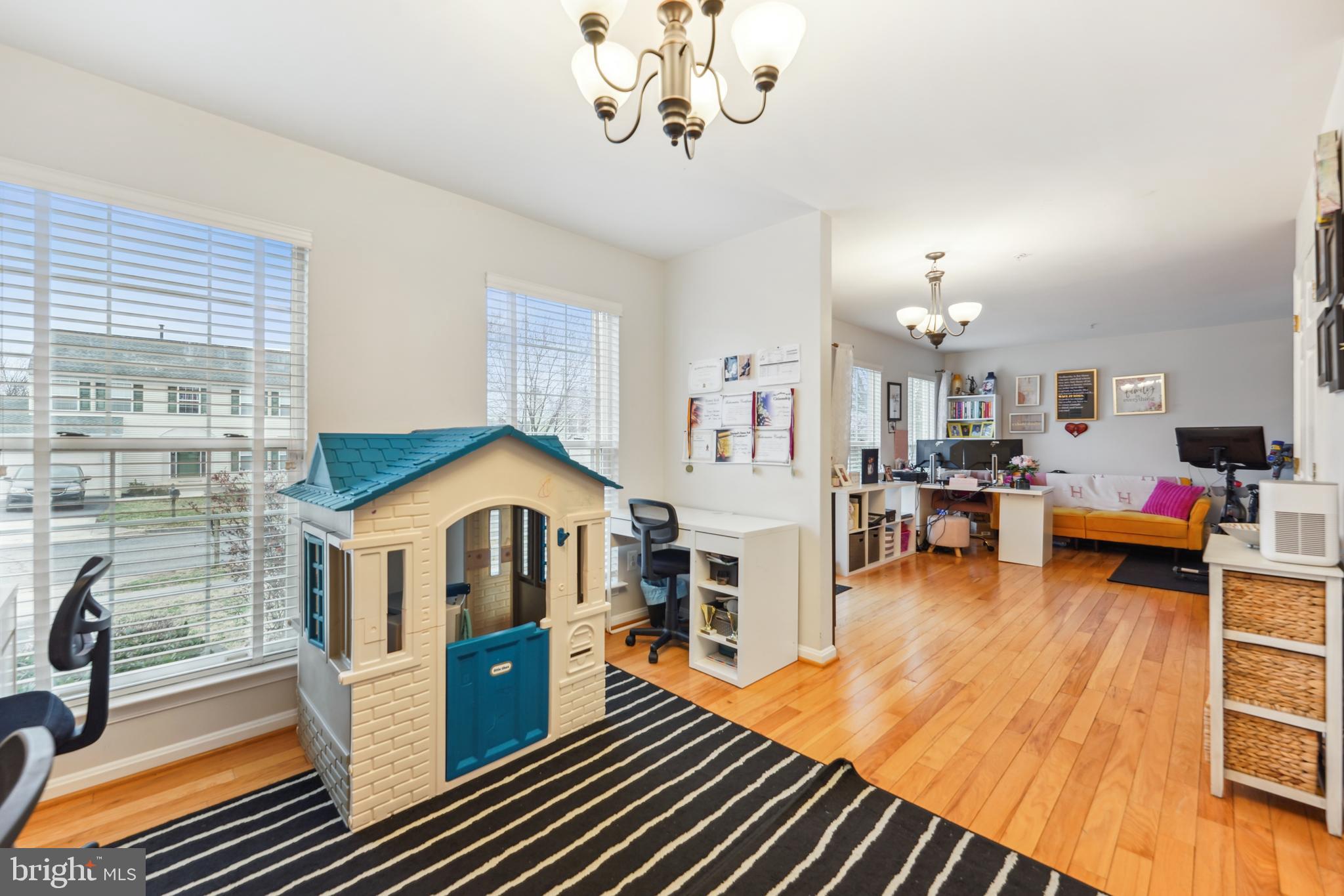 PARKER MEADOWS PLAT 7 - Residential