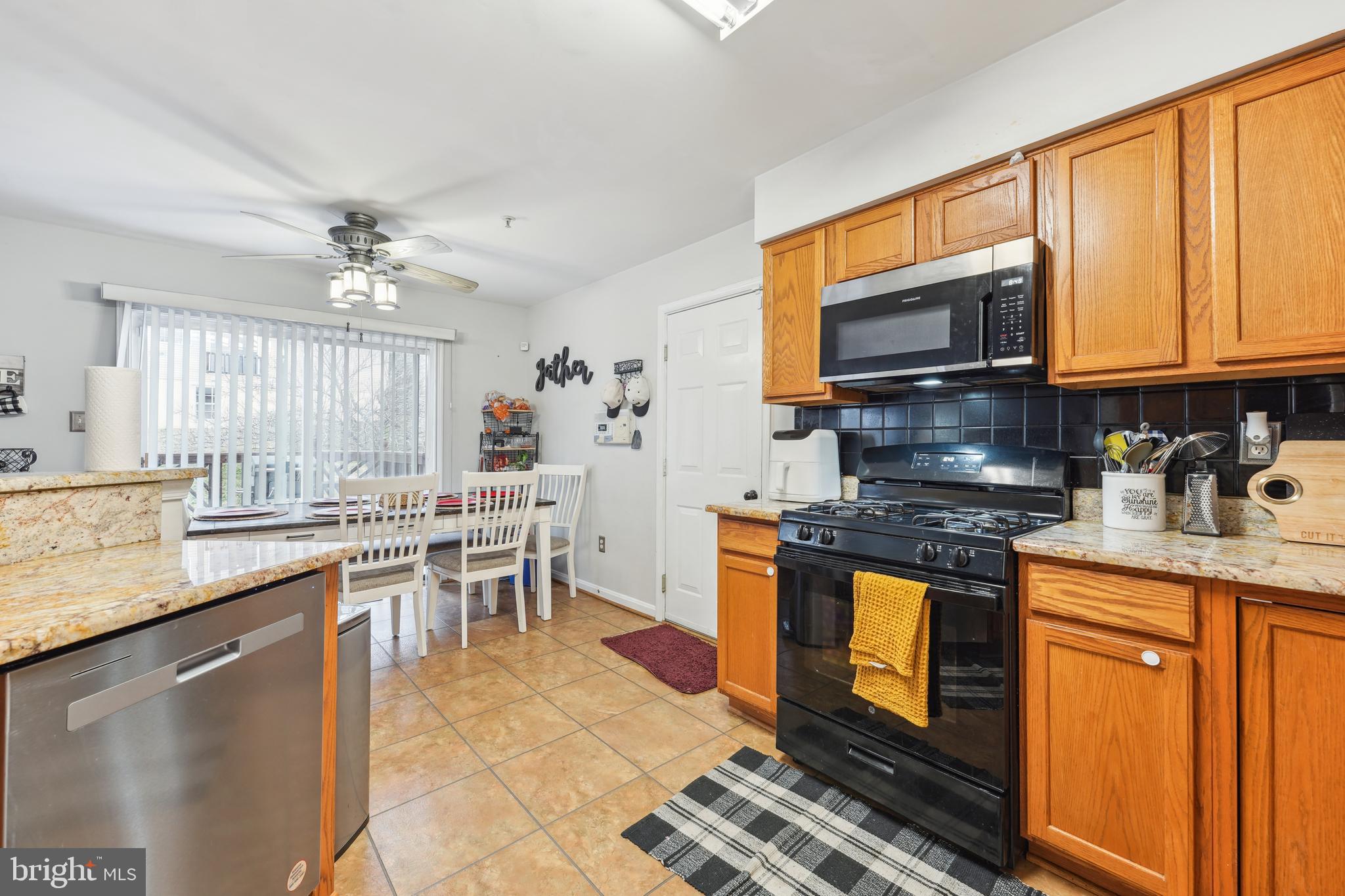 PARKER MEADOWS PLAT 7 - Residential