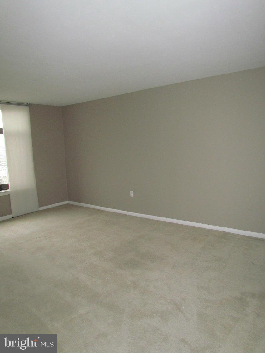 DULANEY VALLEY GARDENS - Residential