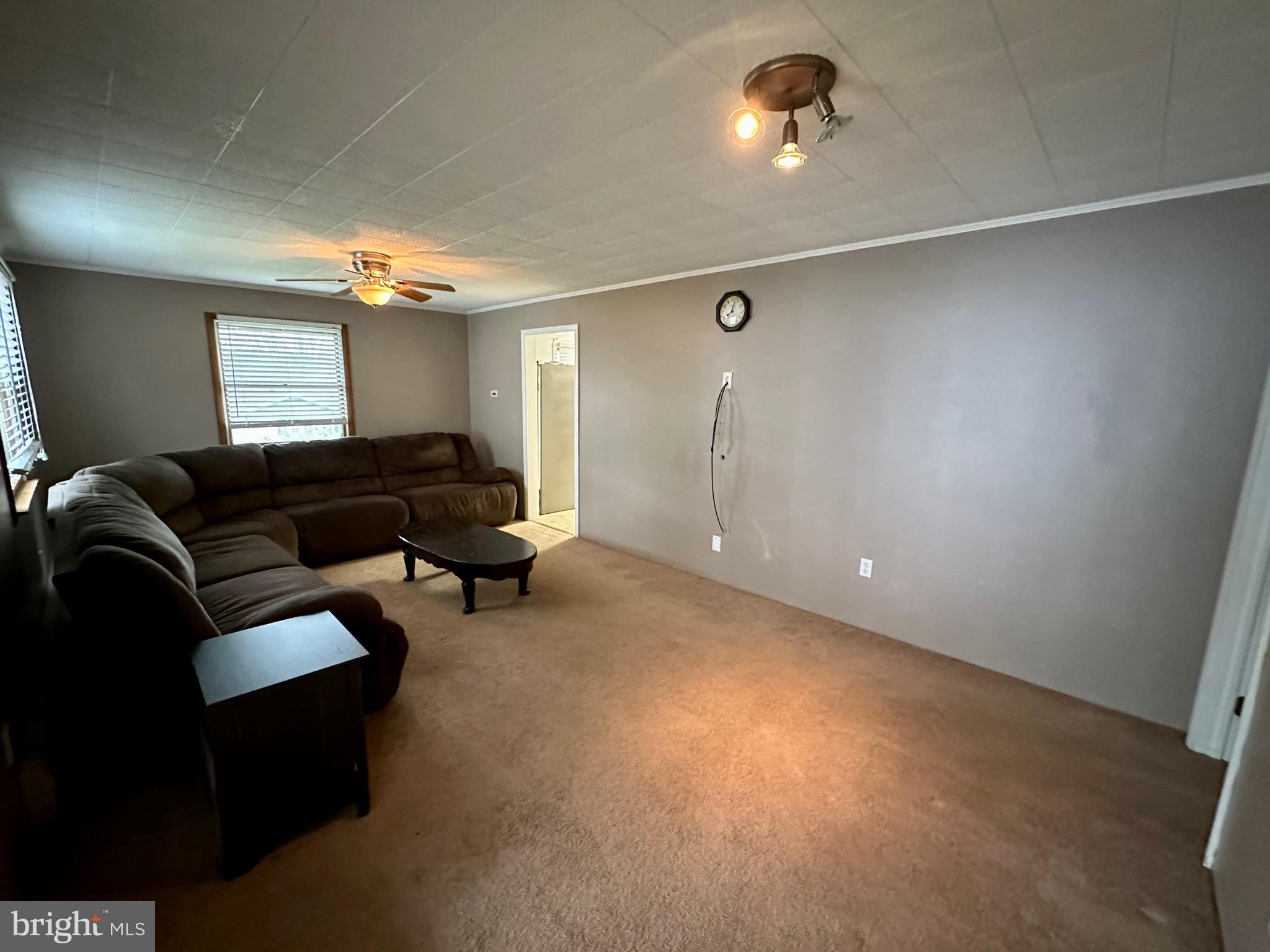 OAK HALL - Residential