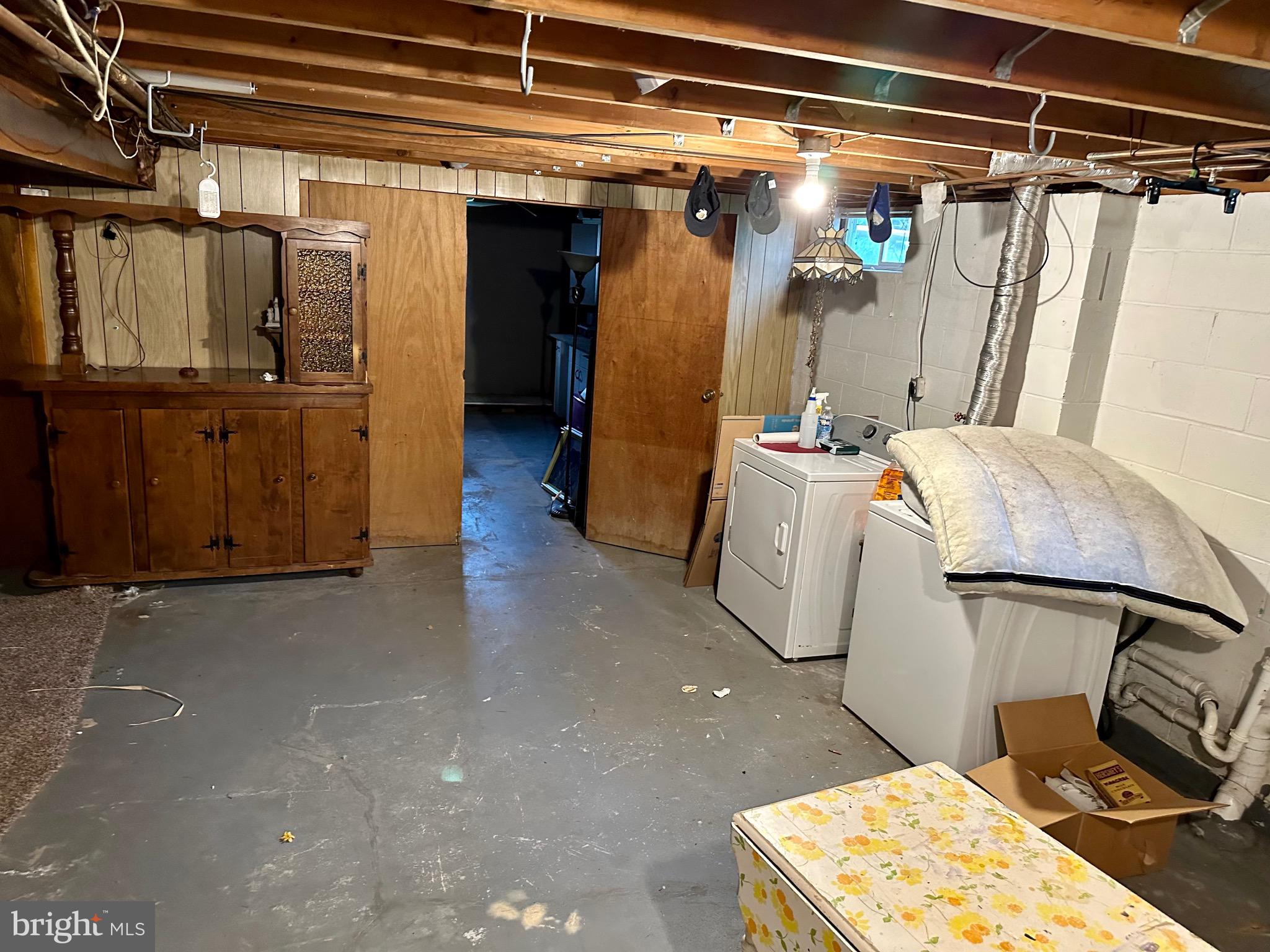 OAK HALL - Residential