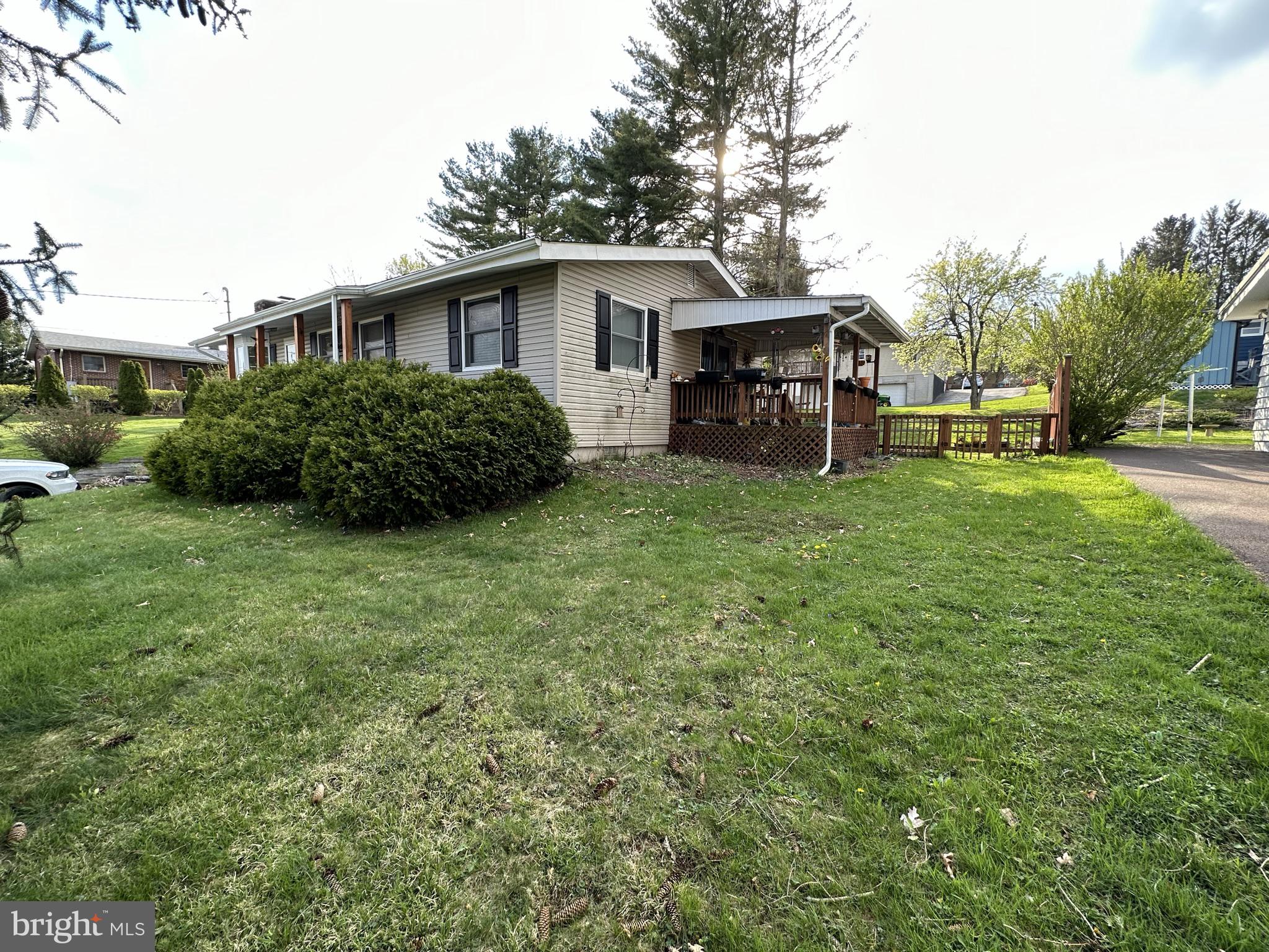 OAK HALL - Residential