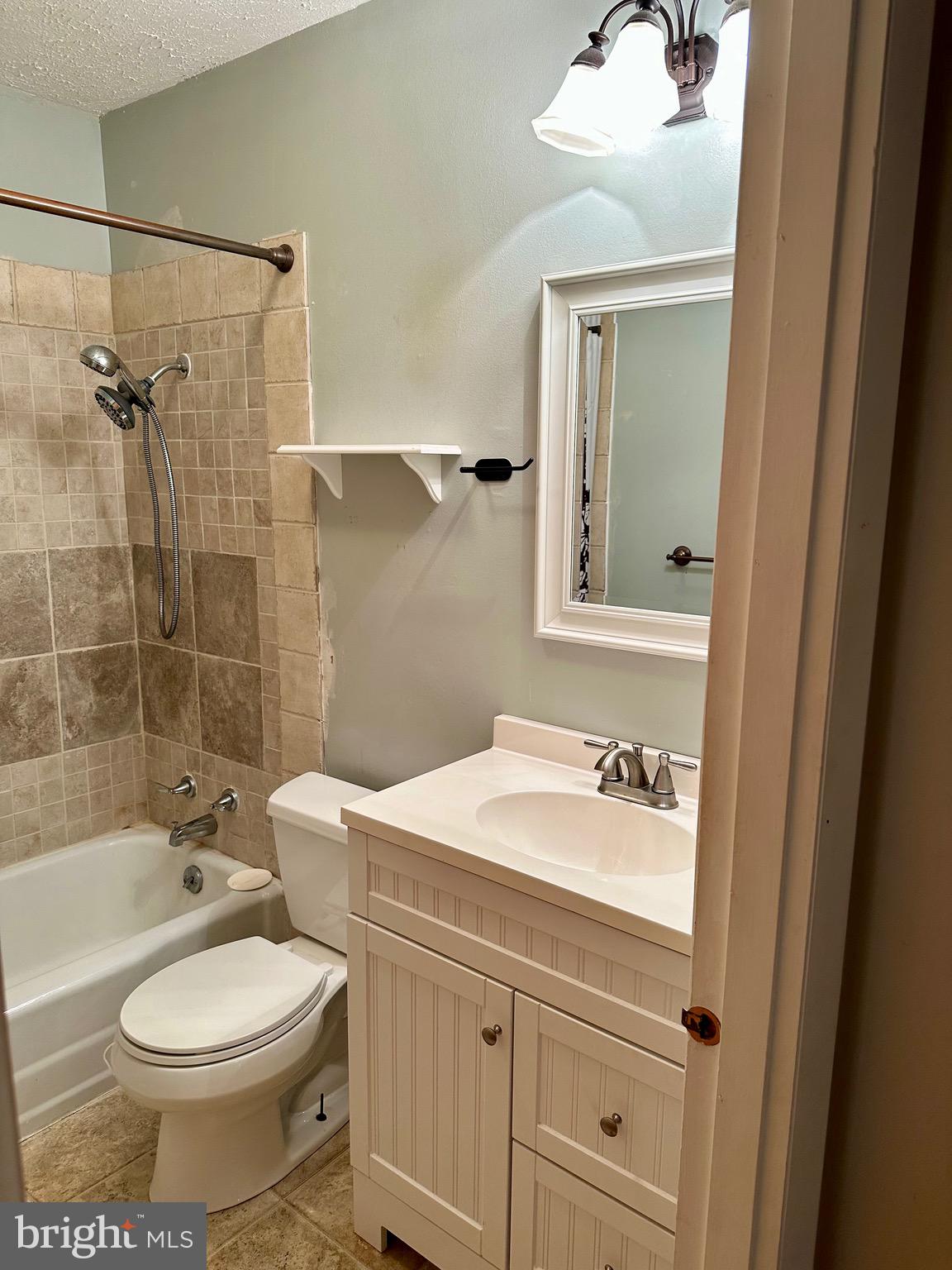 OAK HALL - Residential