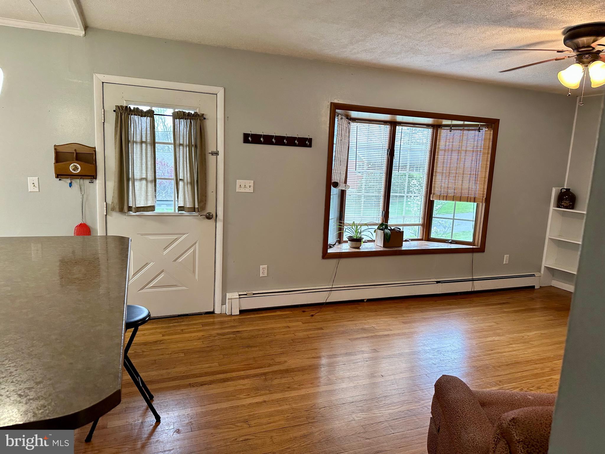 OAK HALL - Residential