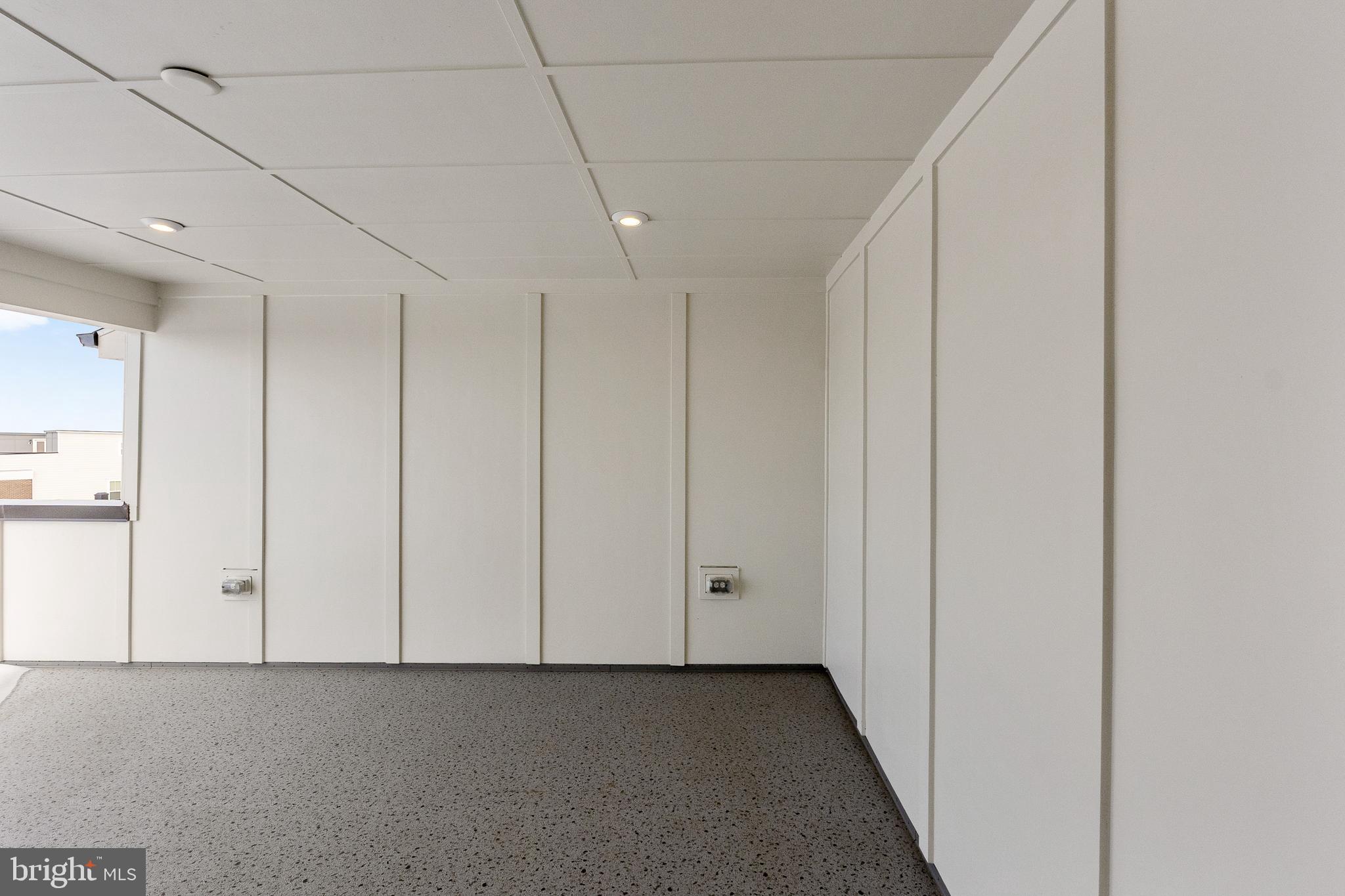 GOOSE CREEK VILLAGE - Residential