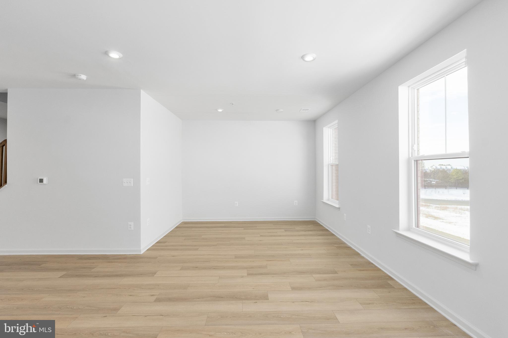 GOOSE CREEK VILLAGE - Residential