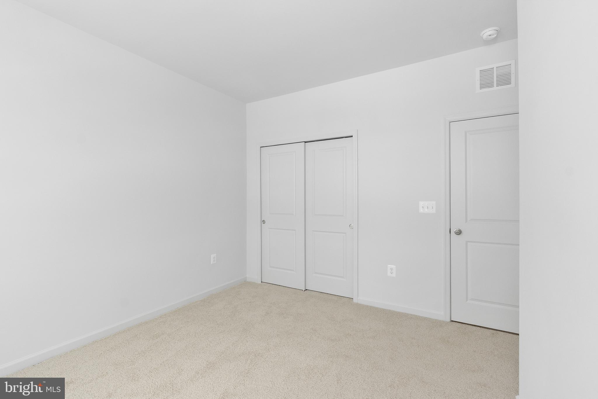 GOOSE CREEK VILLAGE - Residential