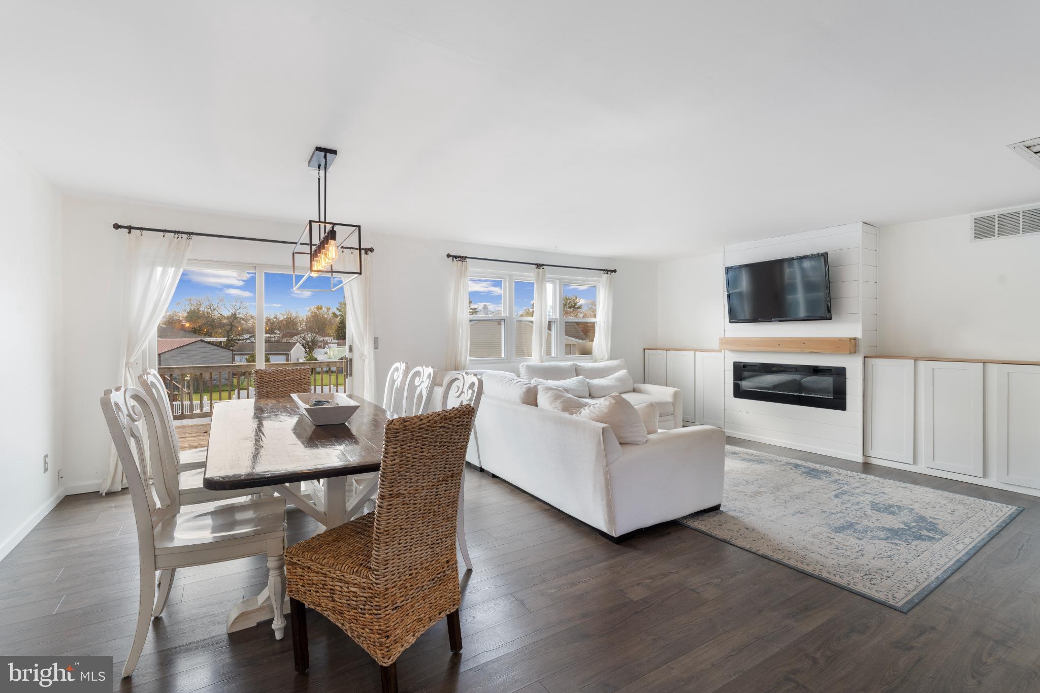 PERRY HALL VILLAGE - Residential