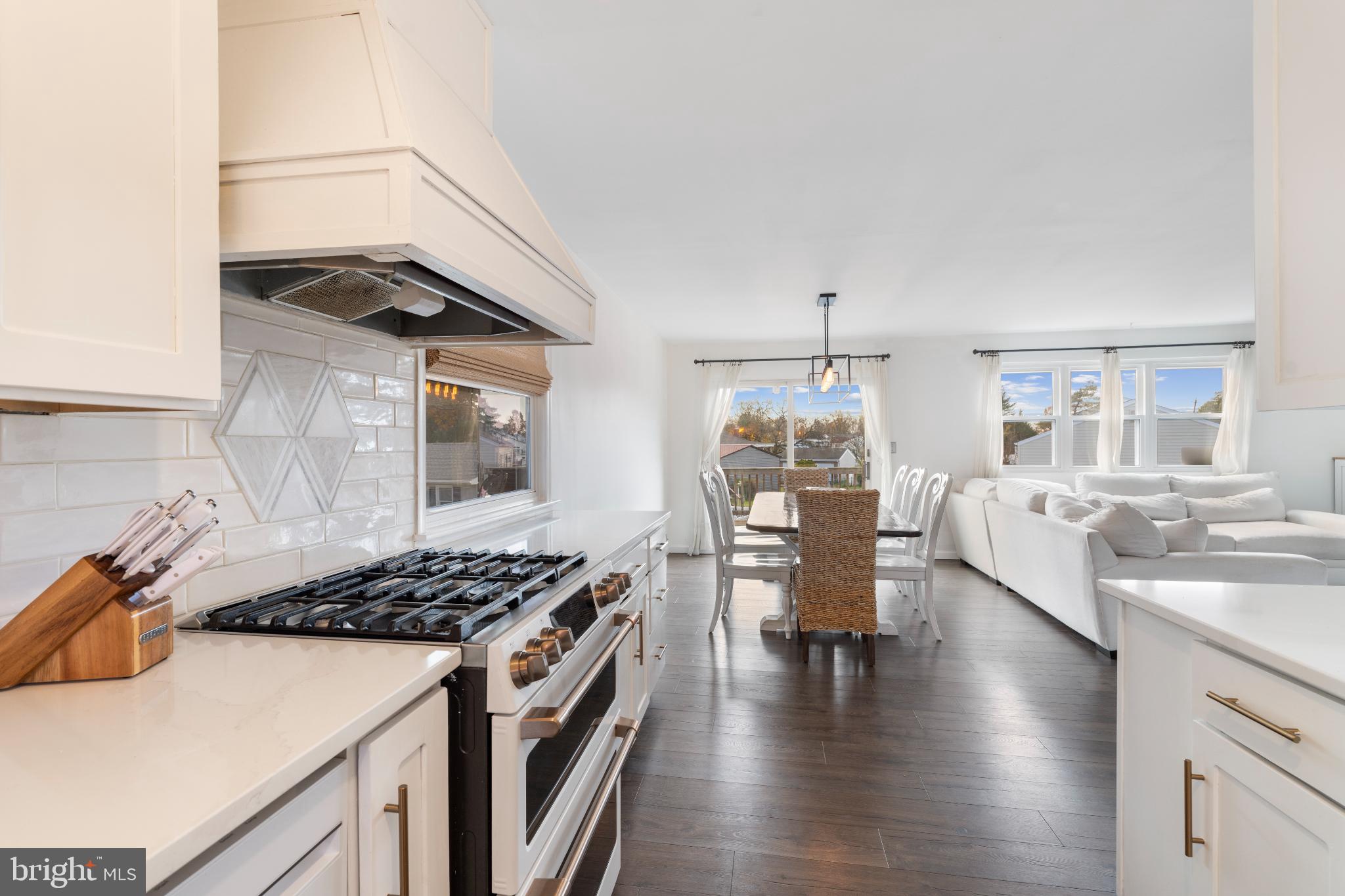 PERRY HALL VILLAGE - Residential