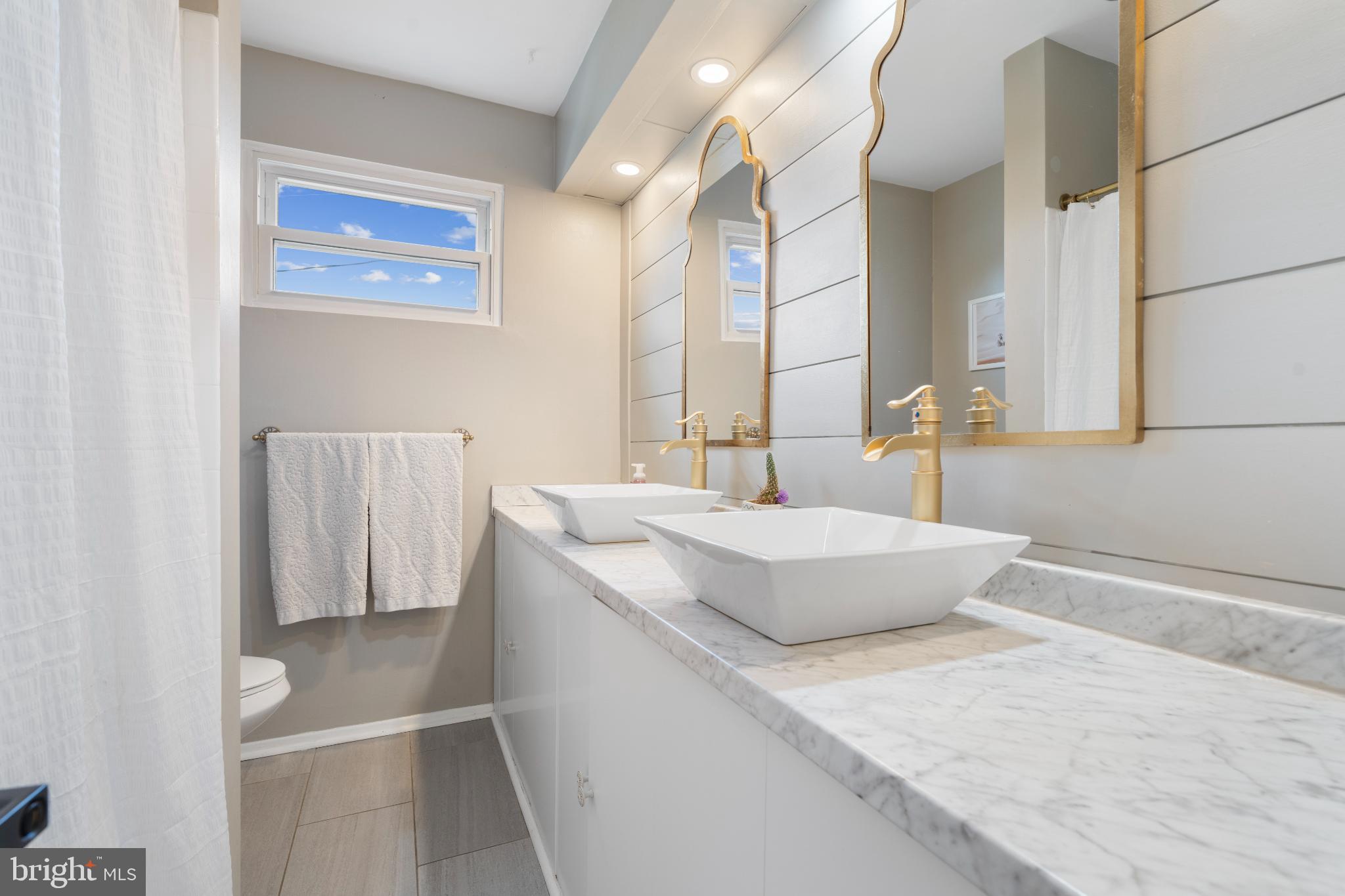 PERRY HALL VILLAGE - Residential