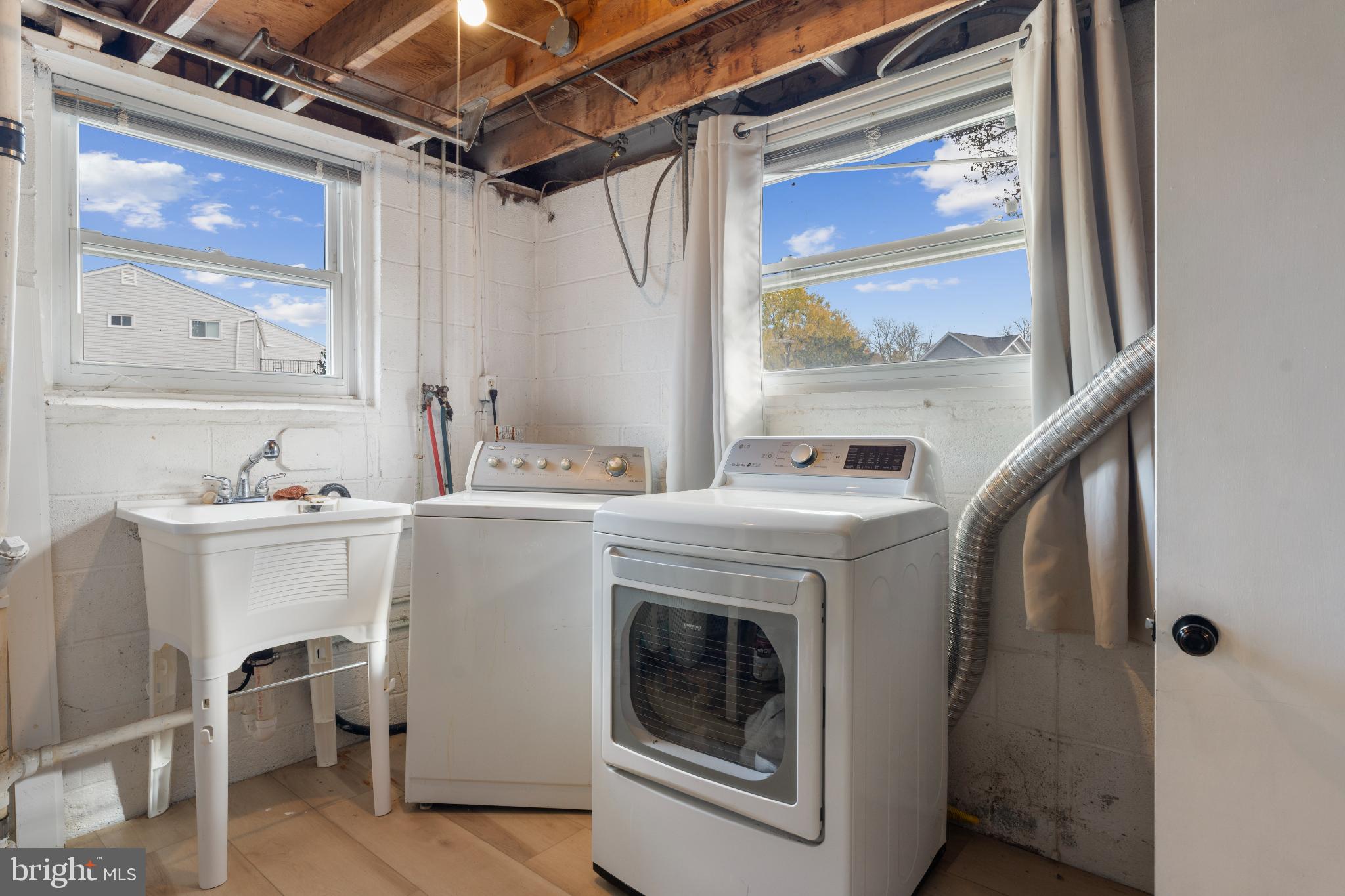 PERRY HALL VILLAGE - Residential