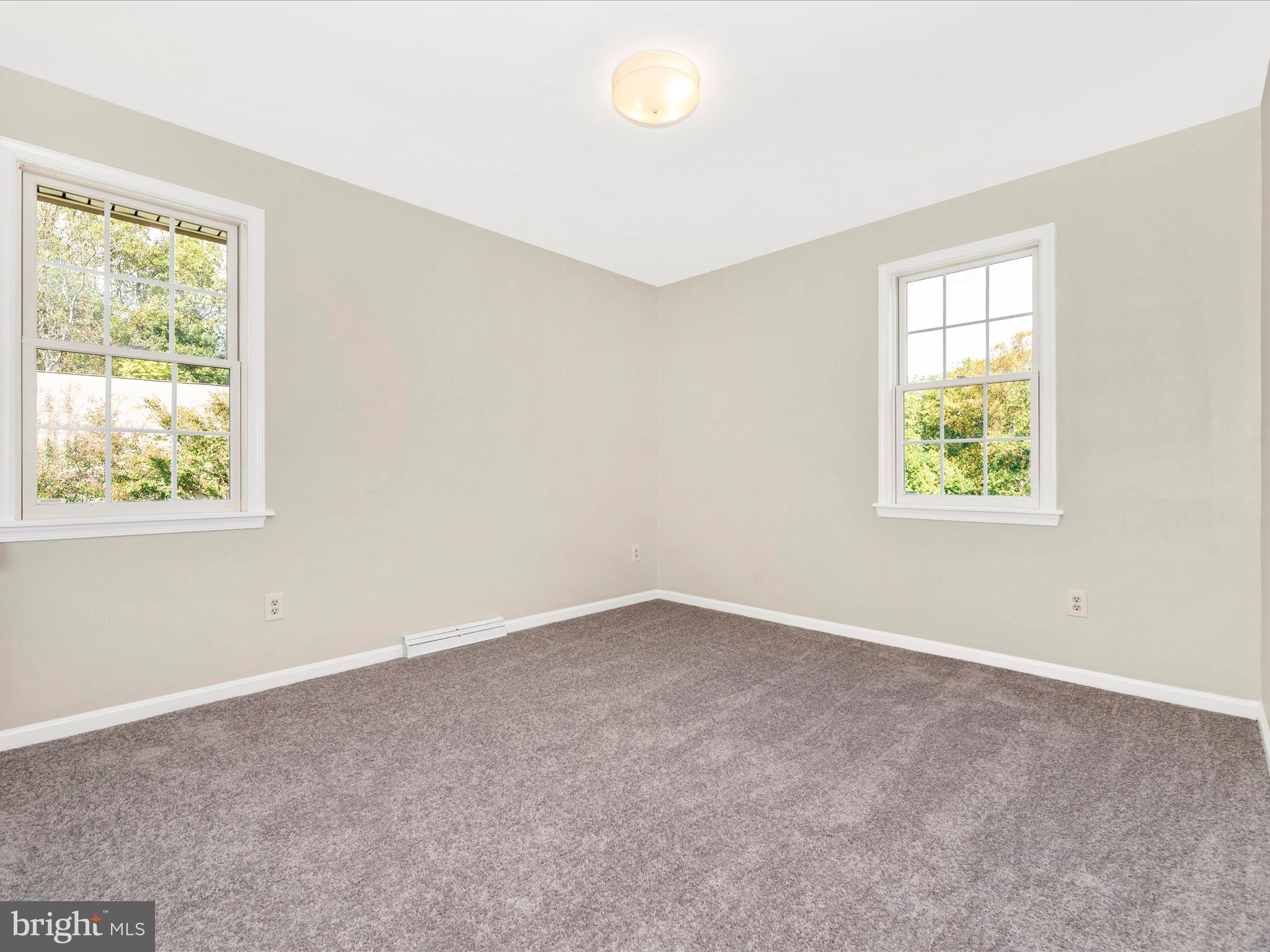 LONGWOOD - Residential