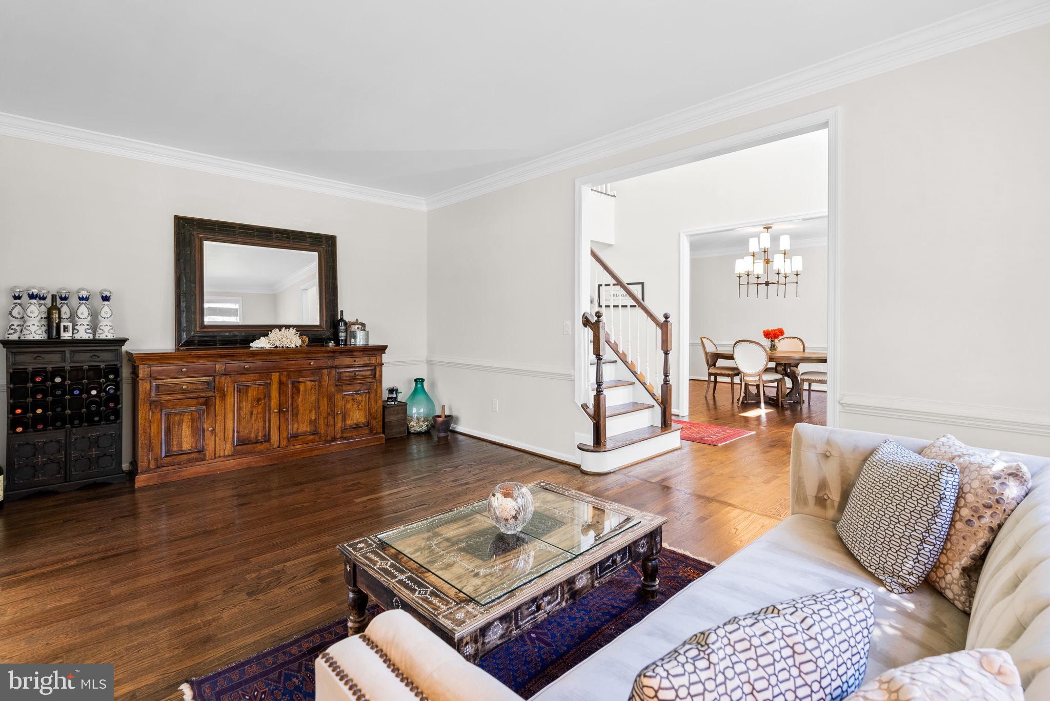 DARNESTOWN OUTSIDE - Residential