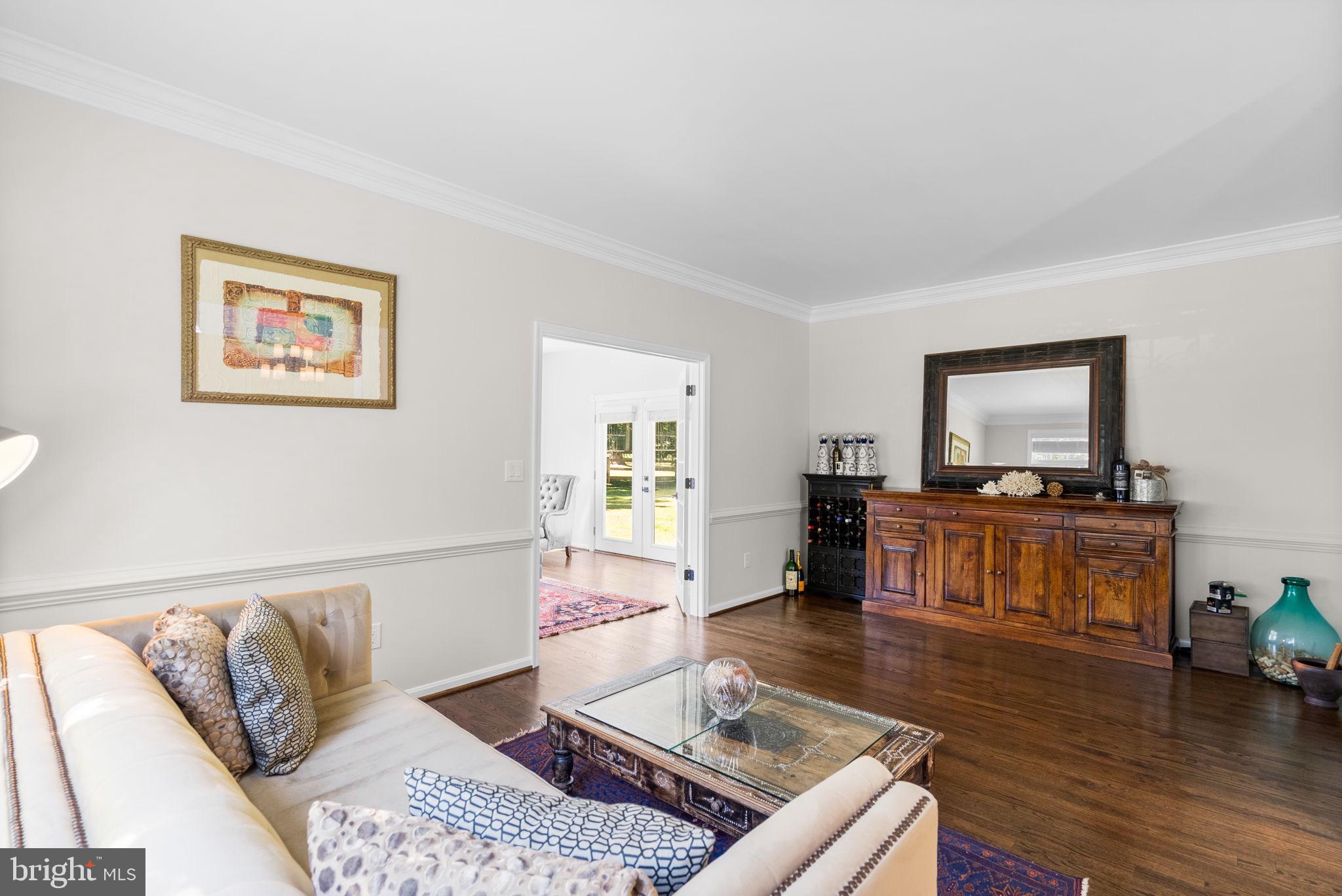 DARNESTOWN OUTSIDE - Residential