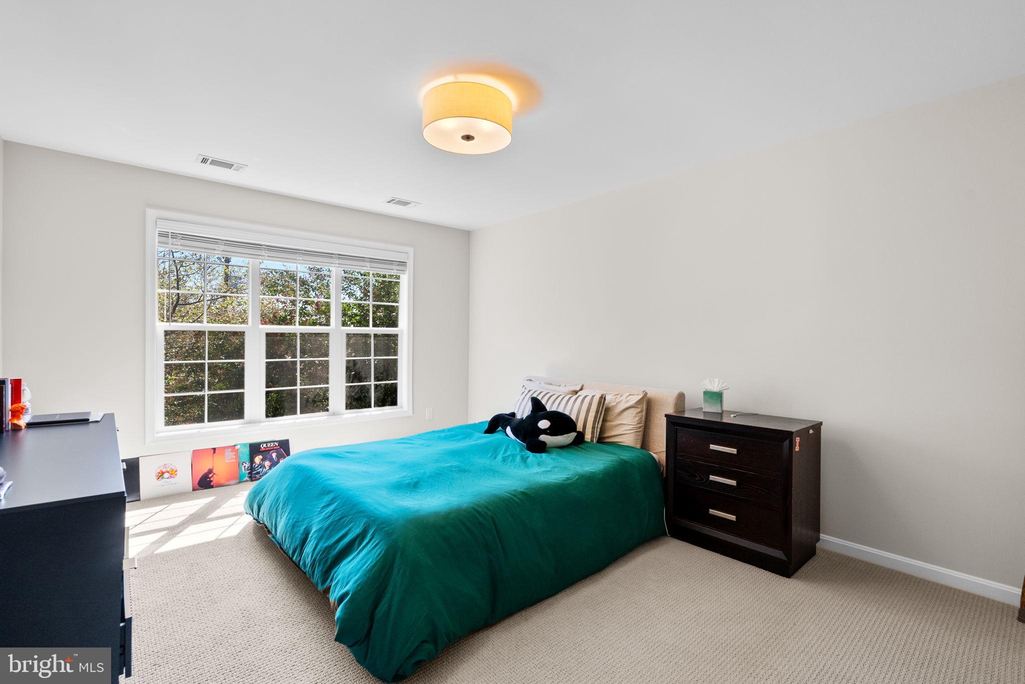 DARNESTOWN OUTSIDE - Residential