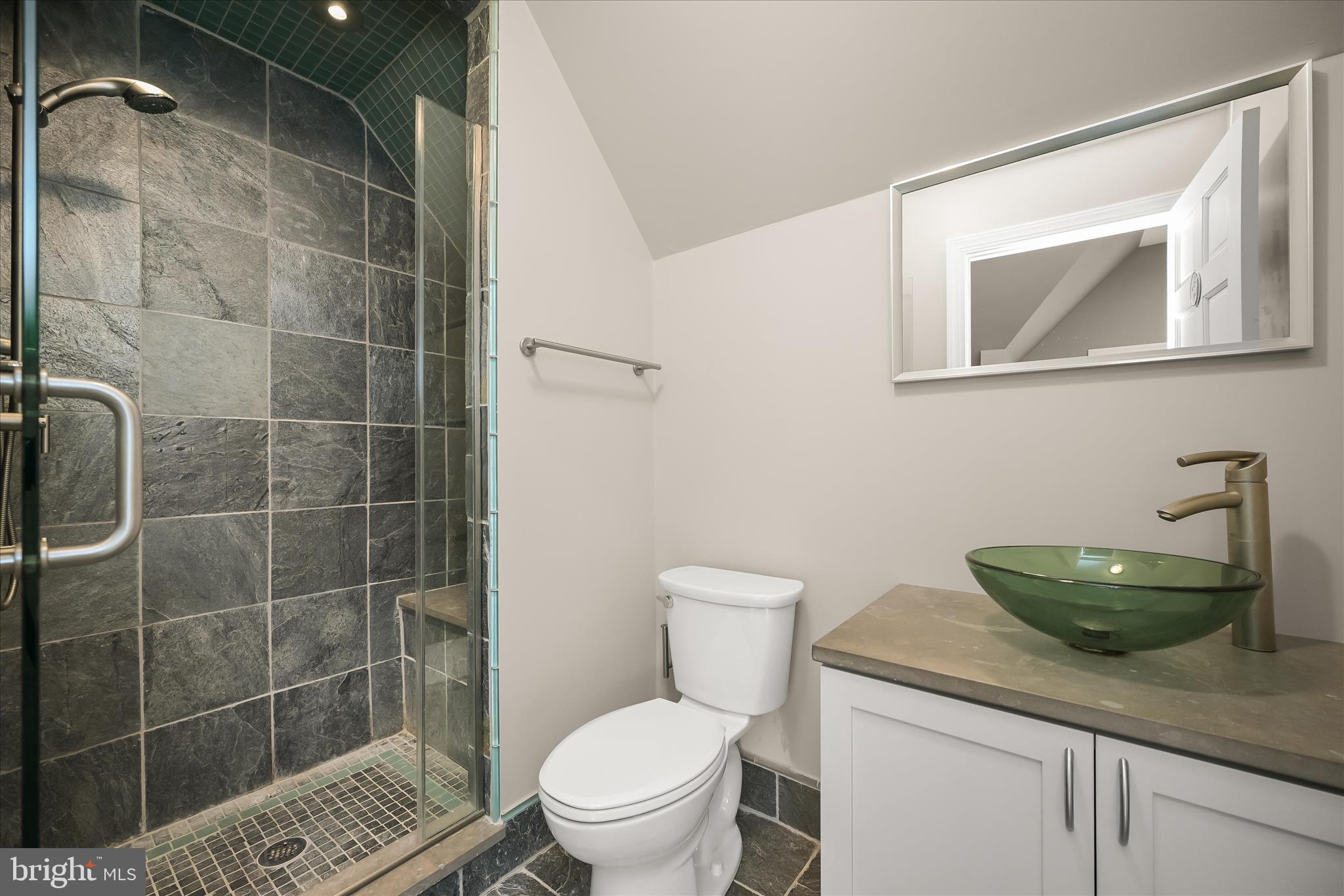 BRADLEY MANOR - Residential