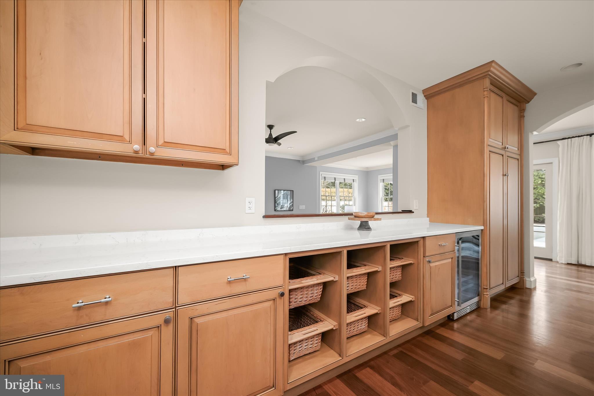 BRADLEY MANOR - Residential