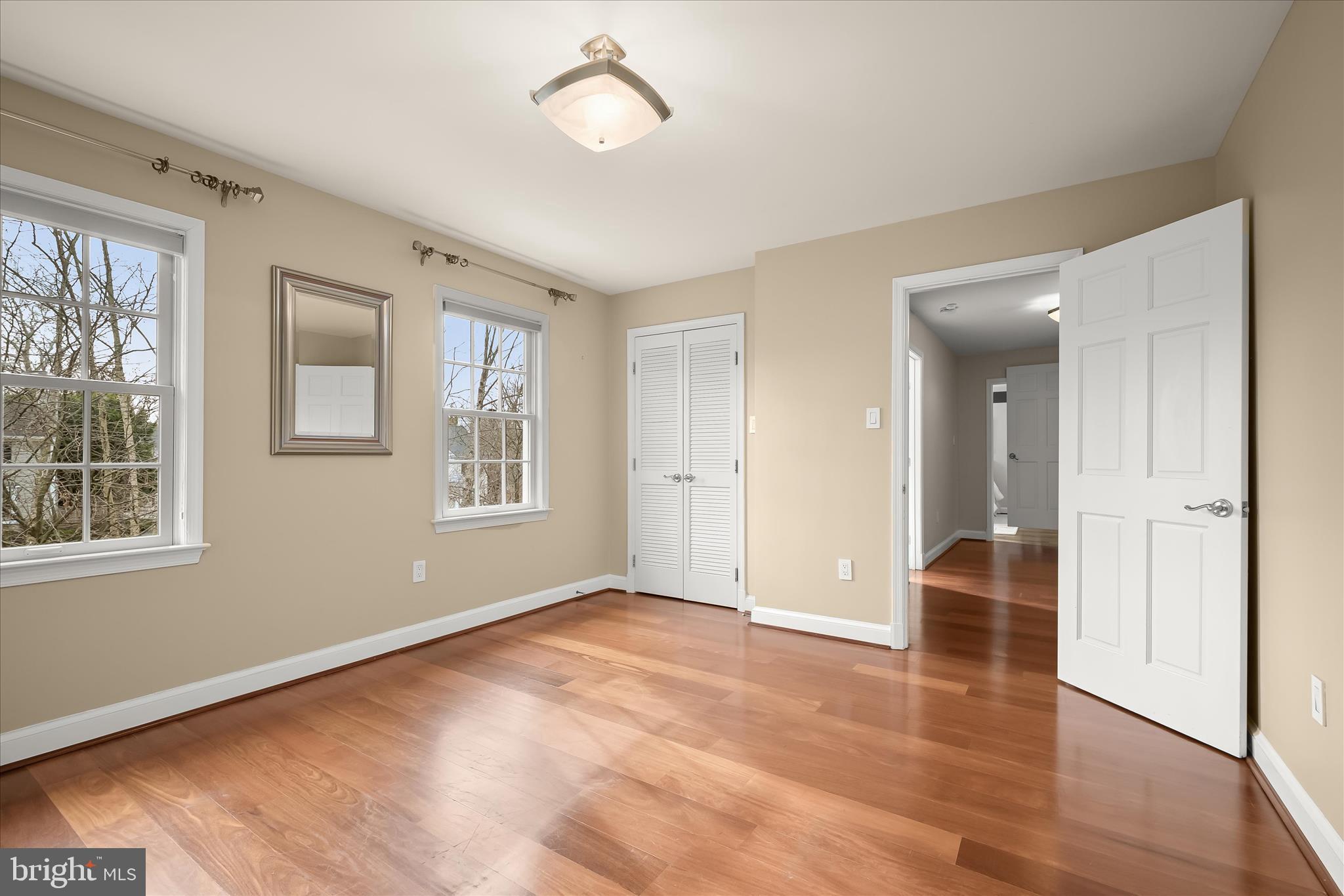 BRADLEY MANOR - Residential