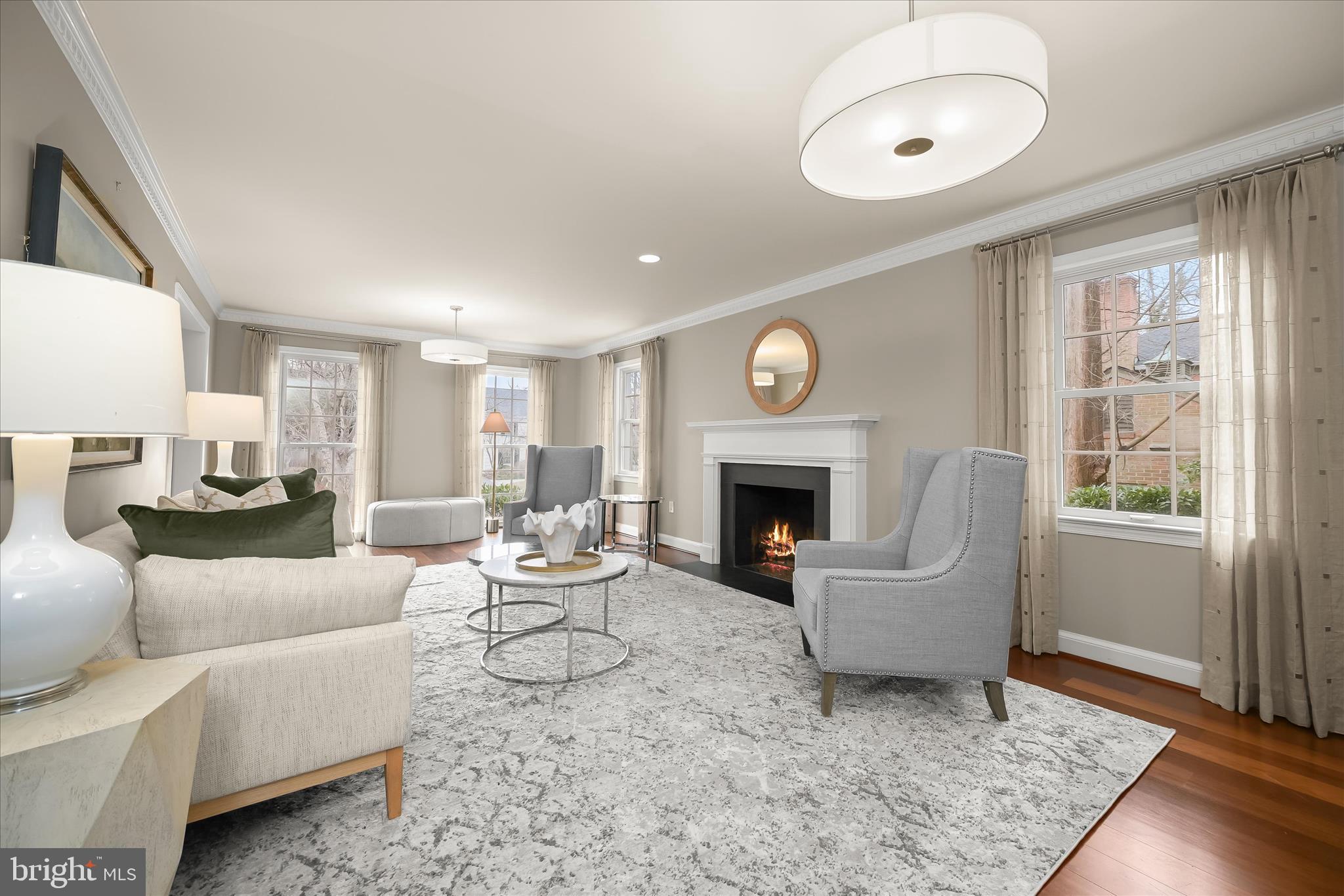 BRADLEY MANOR - Residential