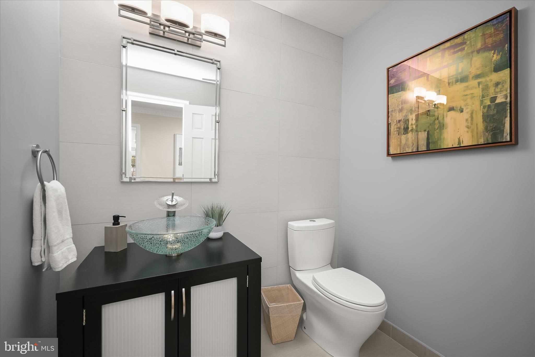 BRADLEY MANOR - Residential