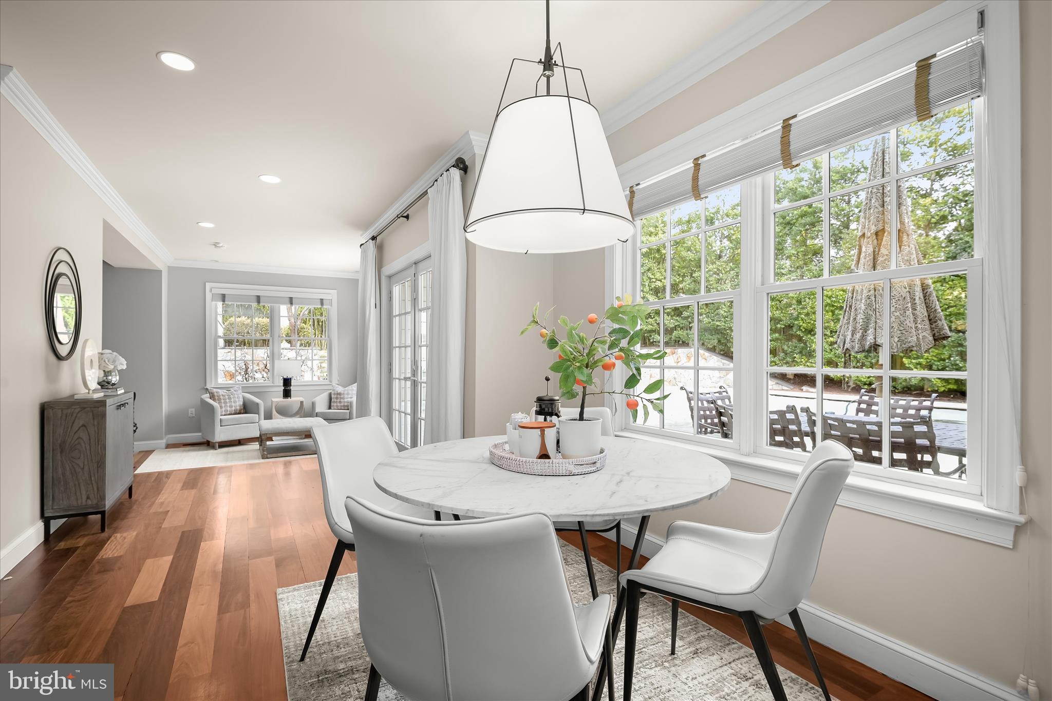 BRADLEY MANOR - Residential