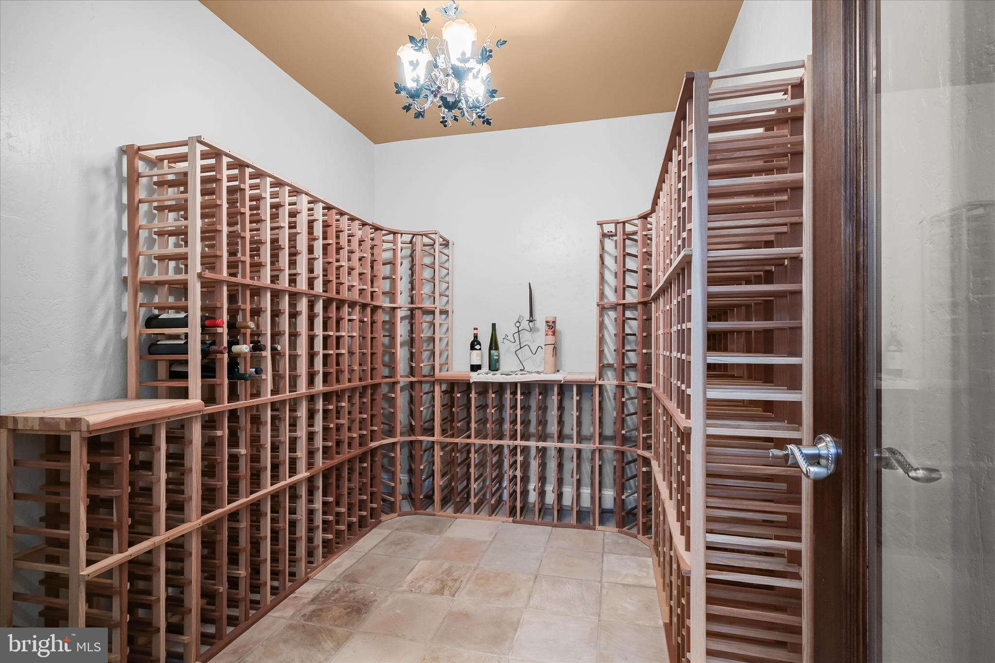 BRADLEY MANOR - Residential