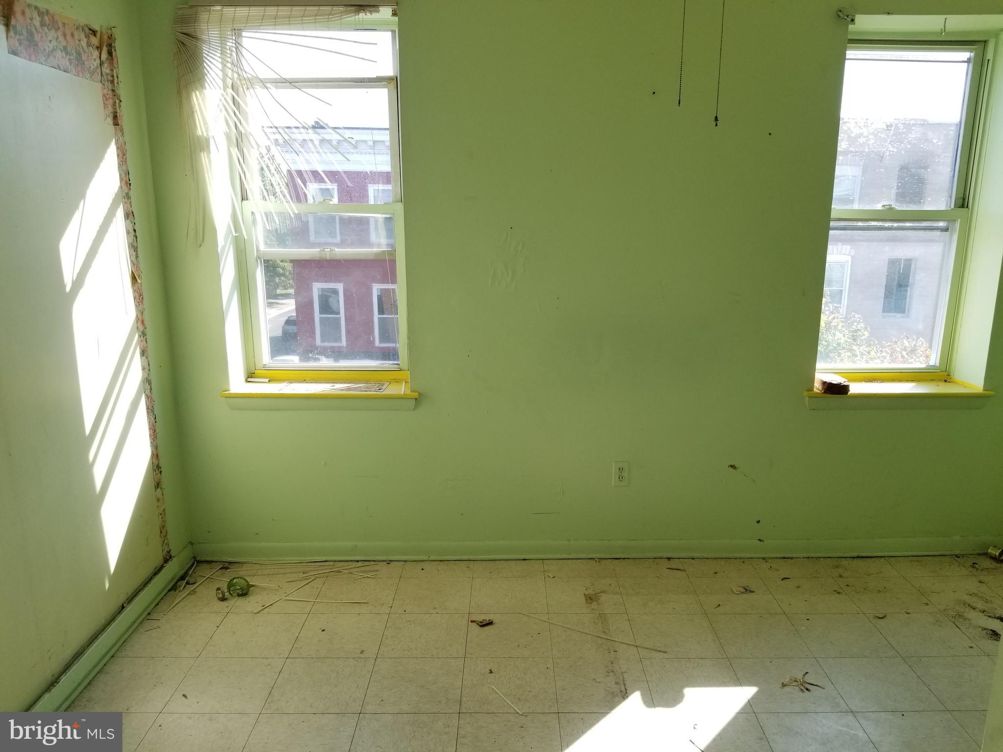 MOUNT CLARE - Residential