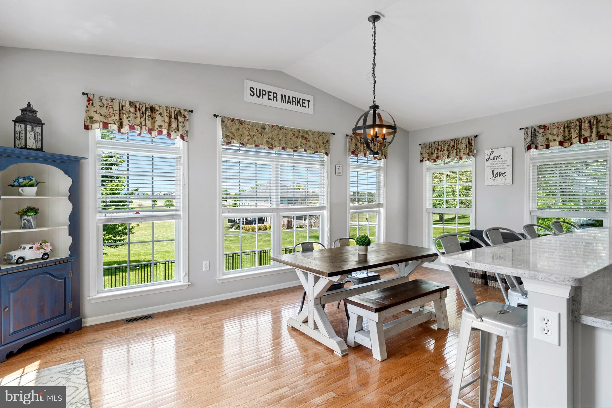 WILLOW RIDGE - Residential