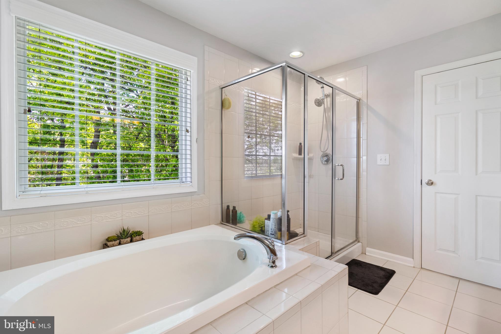 WILLOW RIDGE - Residential