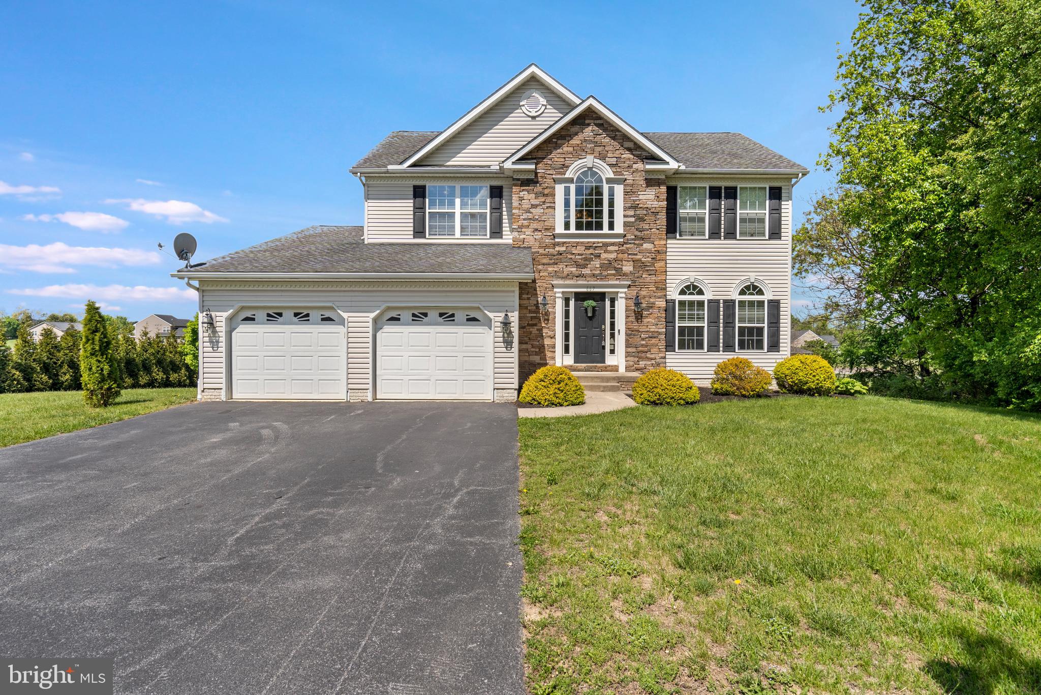 WILLOW RIDGE - Residential