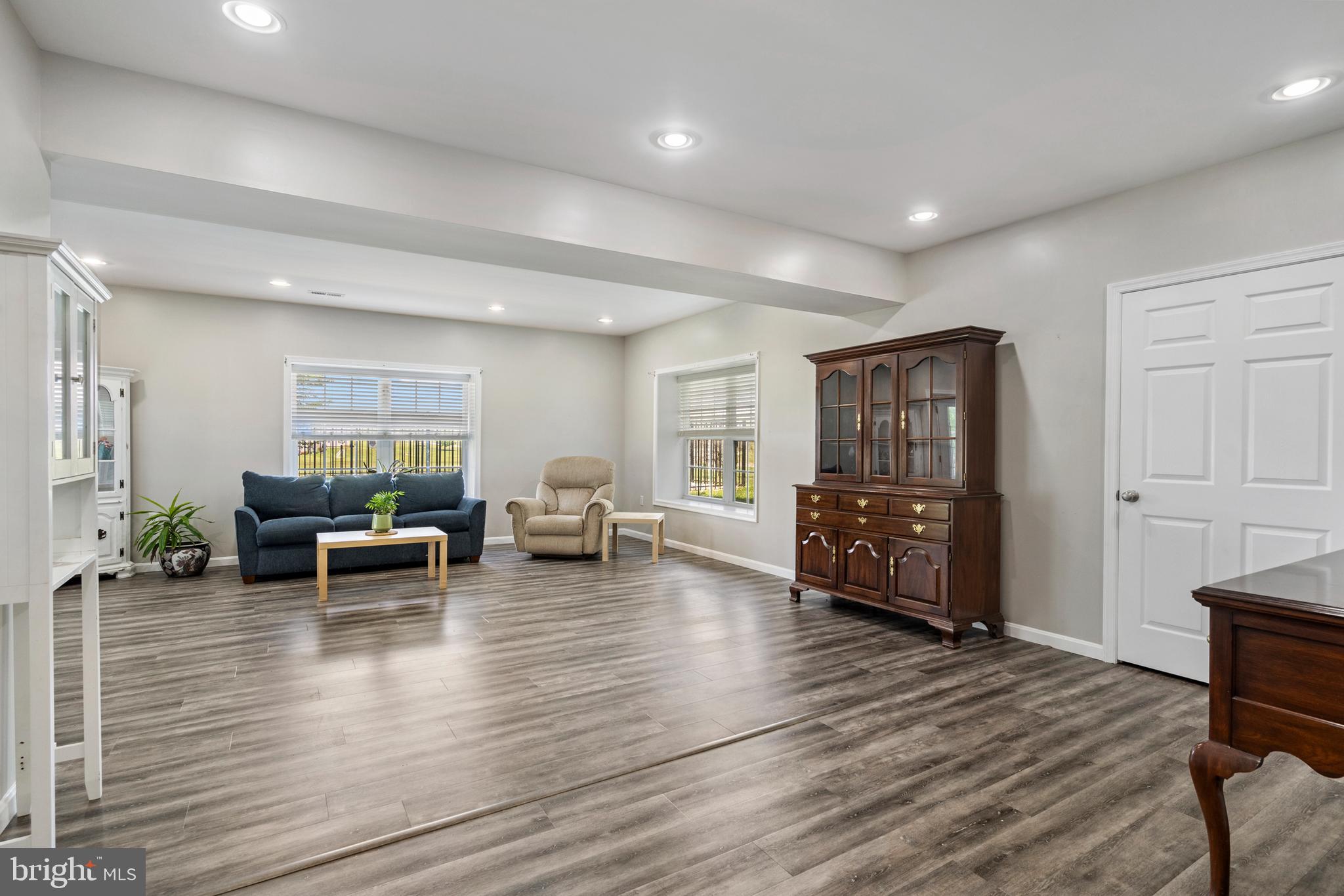 WILLOW RIDGE - Residential