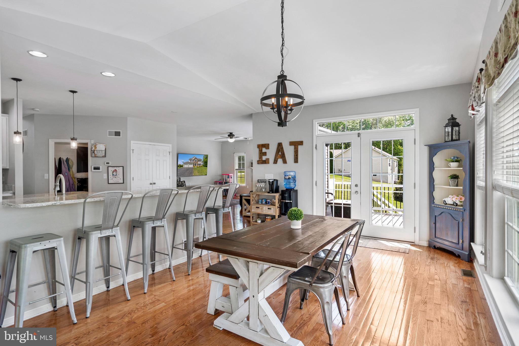 WILLOW RIDGE - Residential