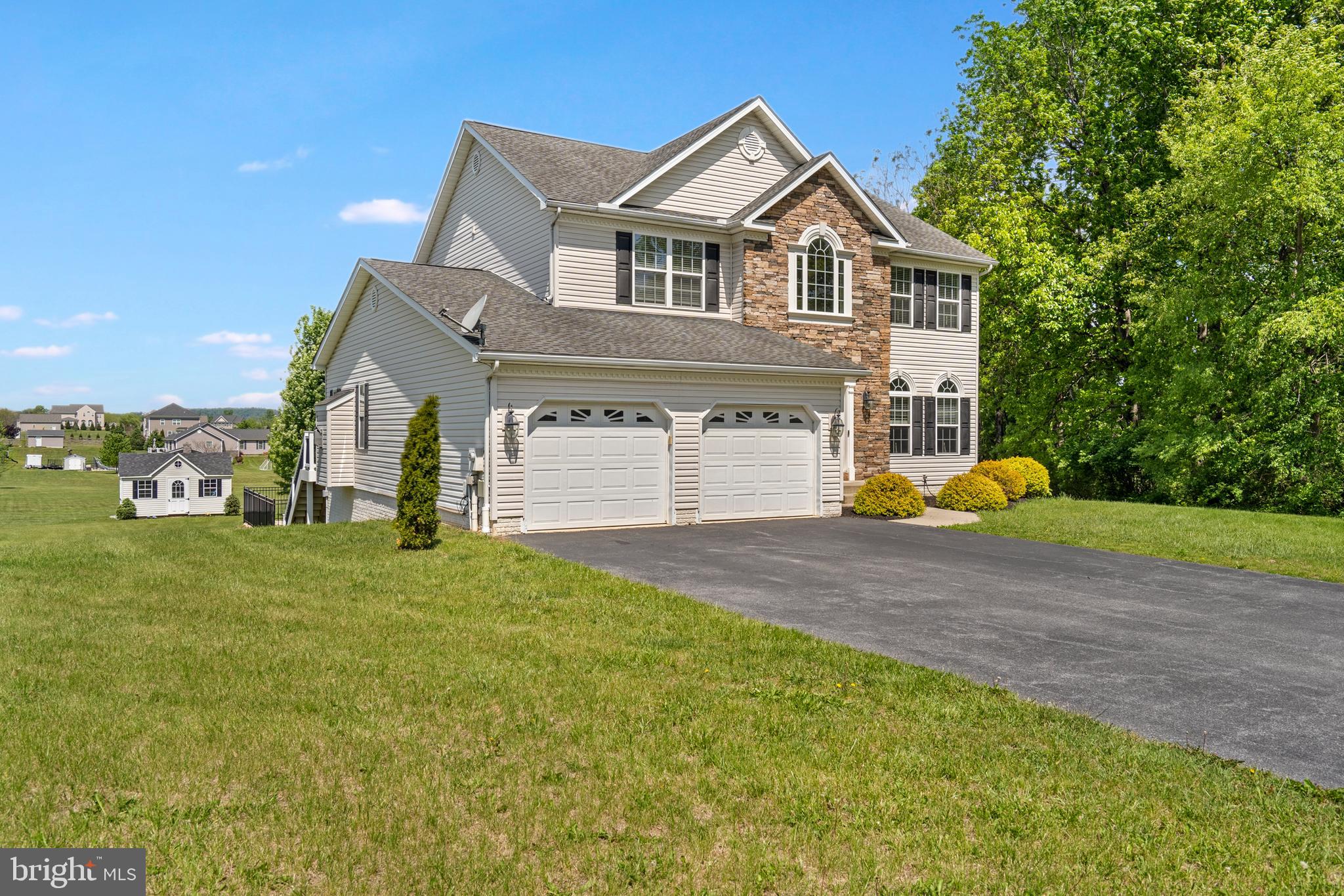 WILLOW RIDGE - Residential