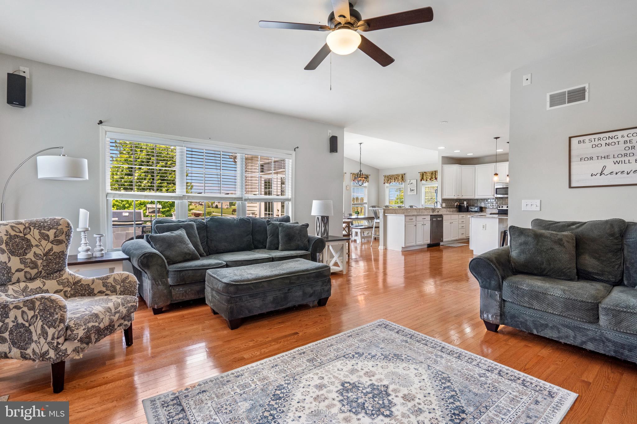 WILLOW RIDGE - Residential