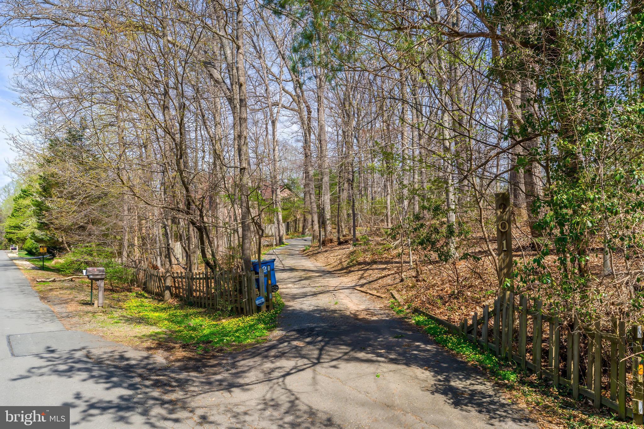 CHINQUAPIN - Residential