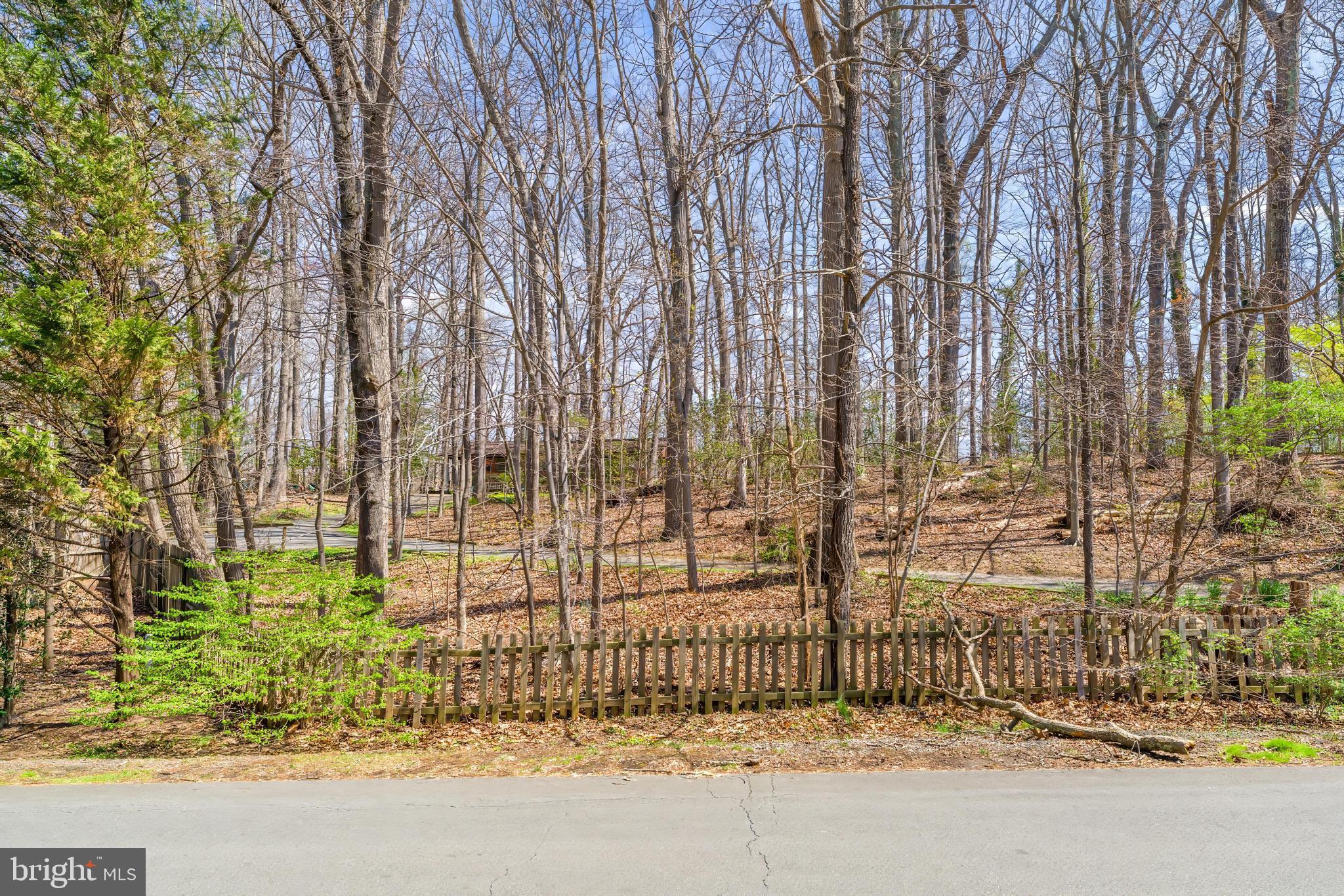 CHINQUAPIN - Residential