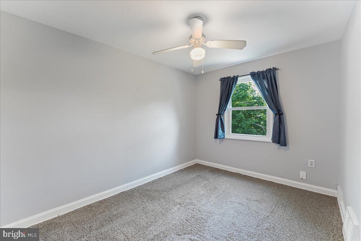 CLIFTON HEIGHTS - Residential